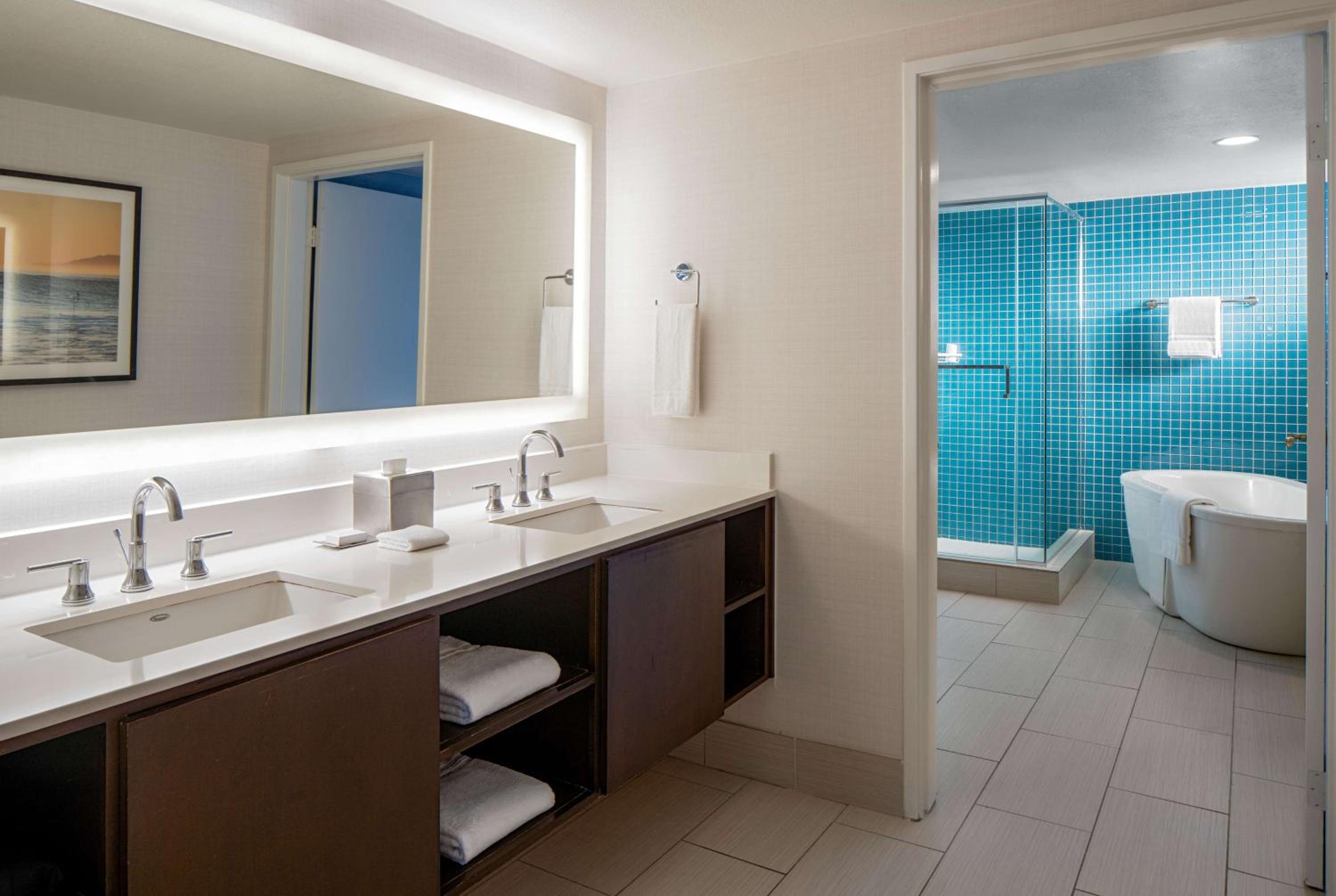 Dana Point Vacations - Hilton Garden Inn Dana Point Doheny Beach - Property Image 2