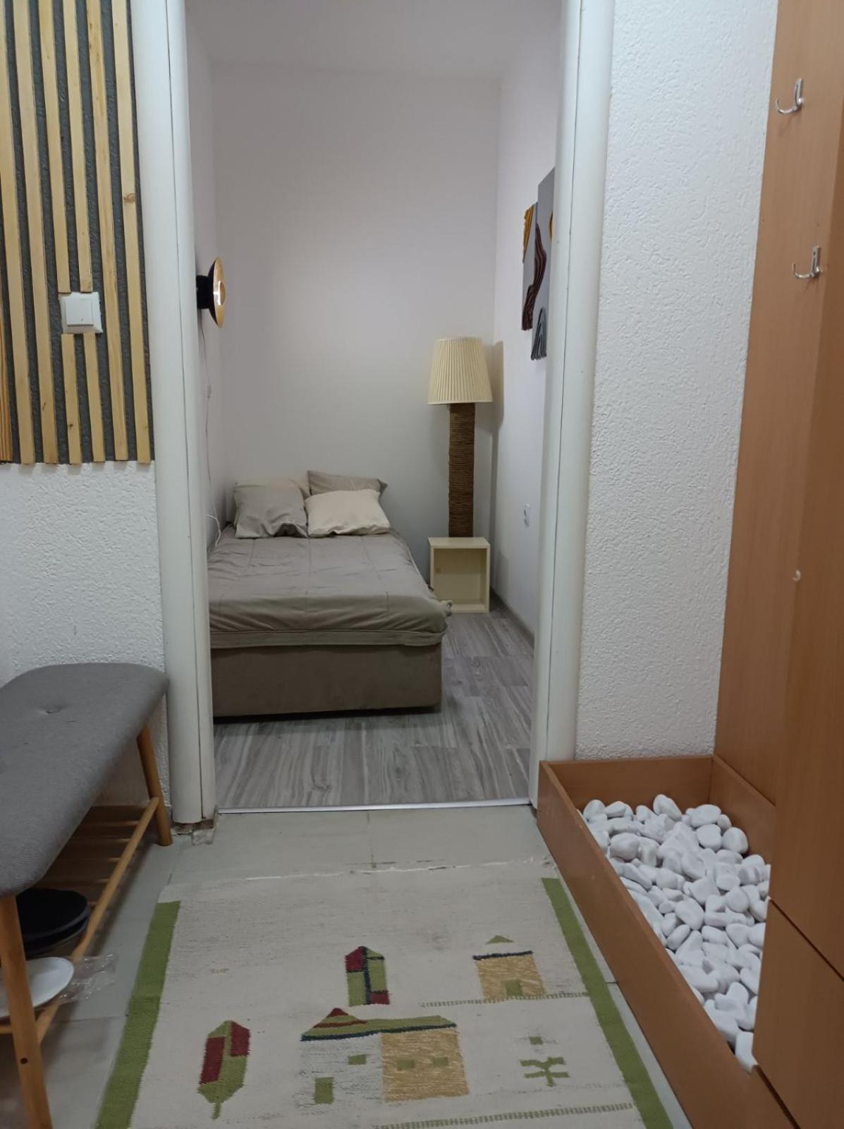 Cozy apartment with garden
