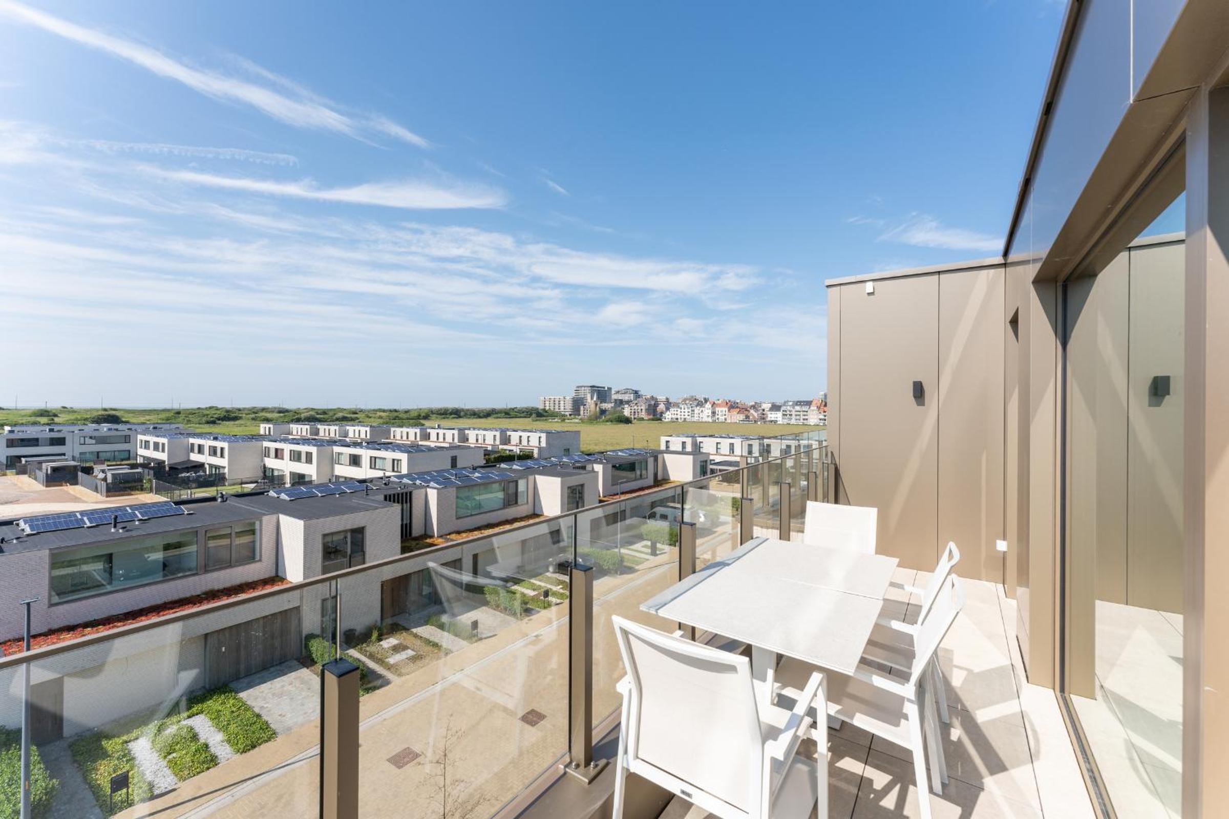 Lichtrijk en ruim appartement met zeezicht - 5p