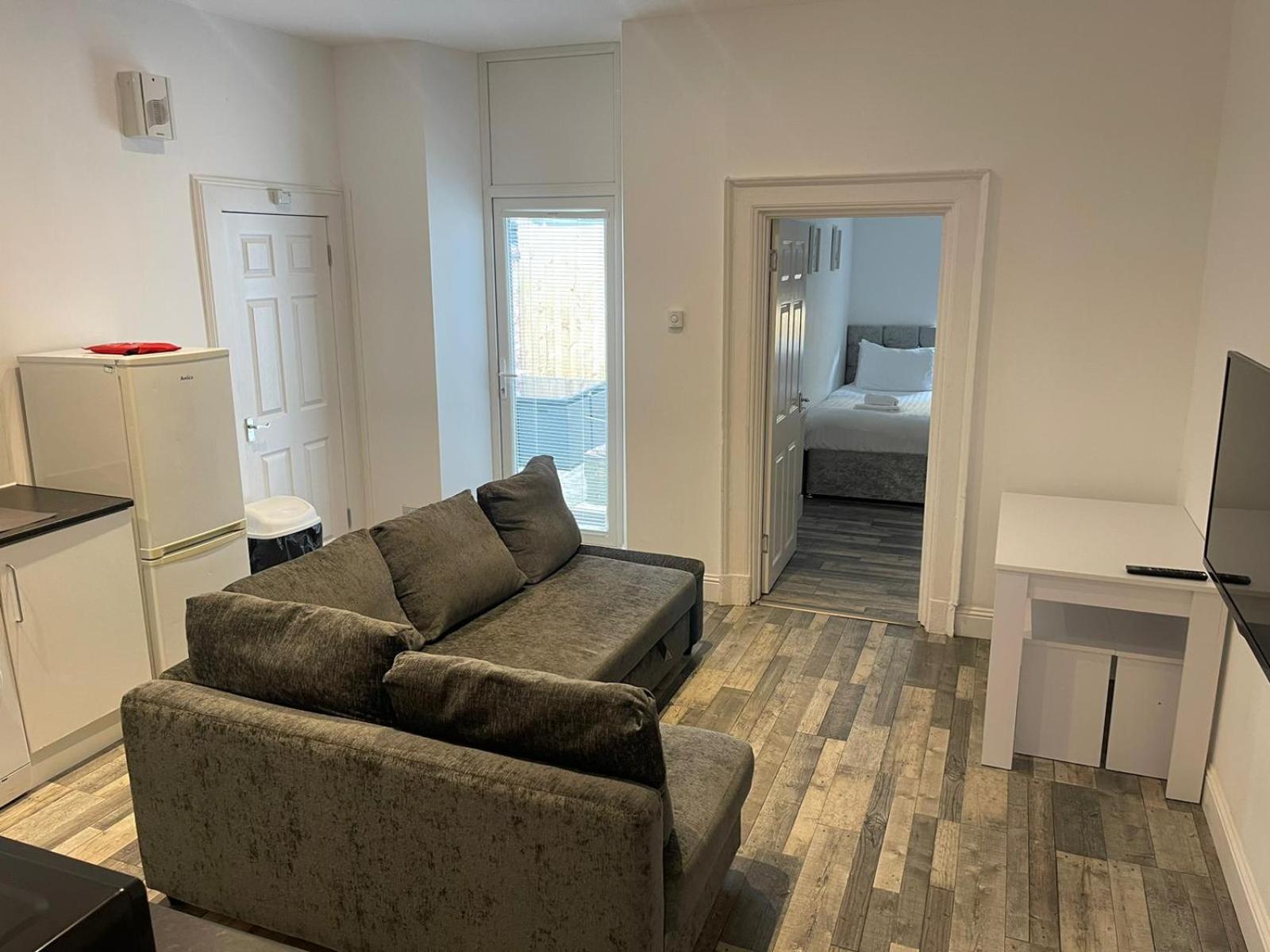 Elder Park Apartments view 3
