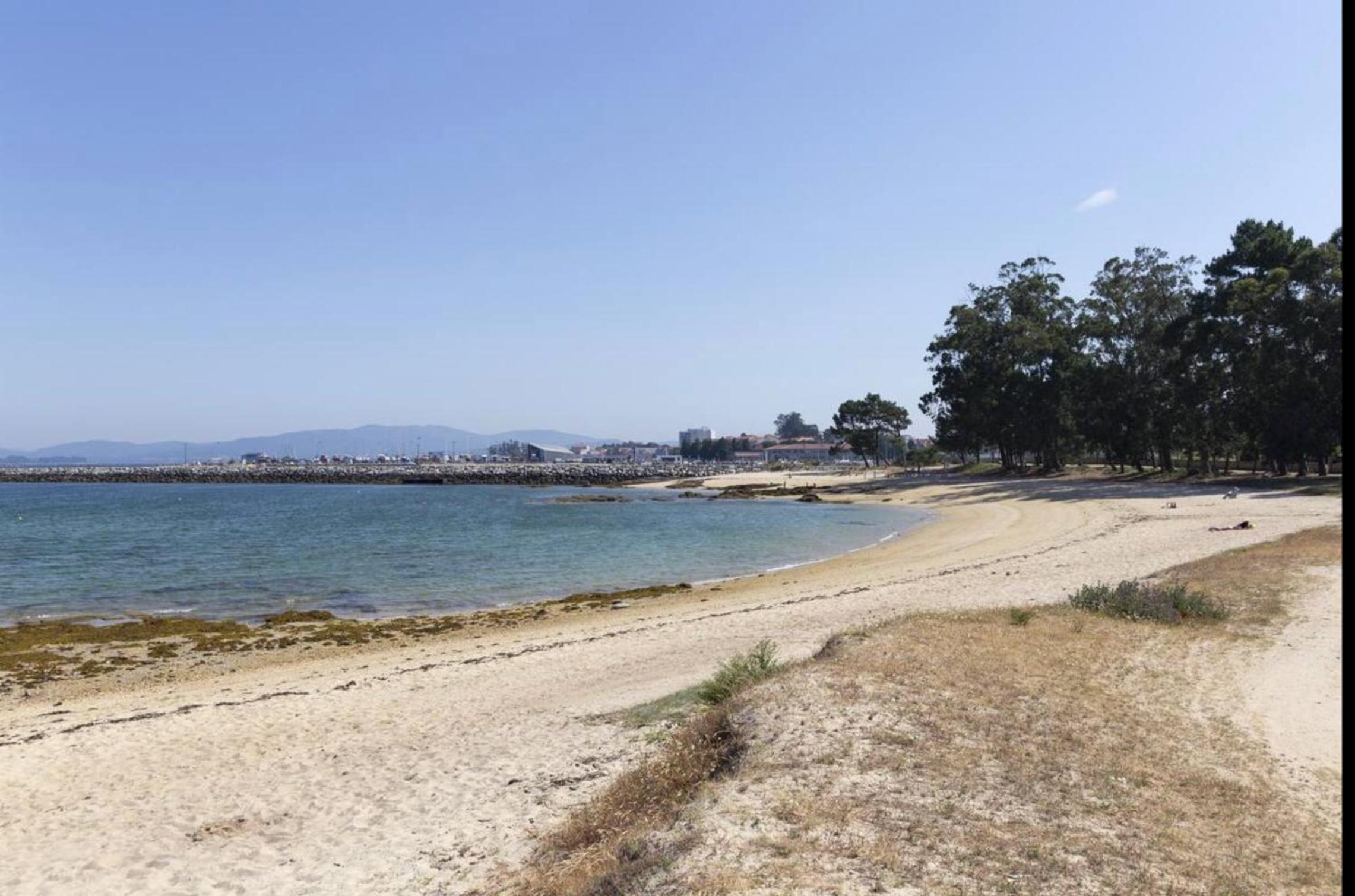 Casita playa Vilanova de Arousa