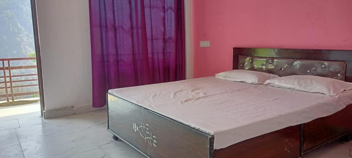 RUDRIKA Resort
