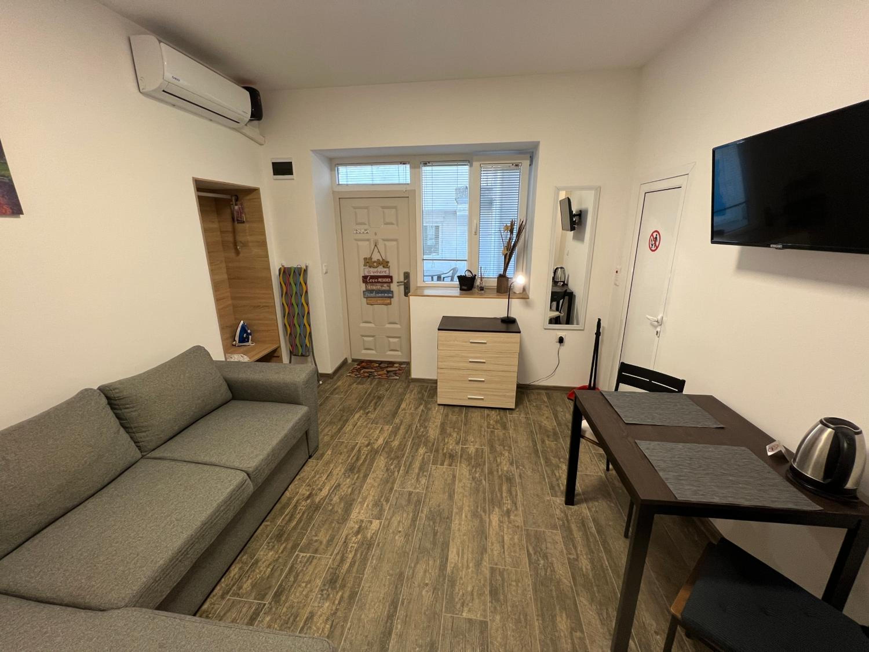 Varna Central Sea Studio