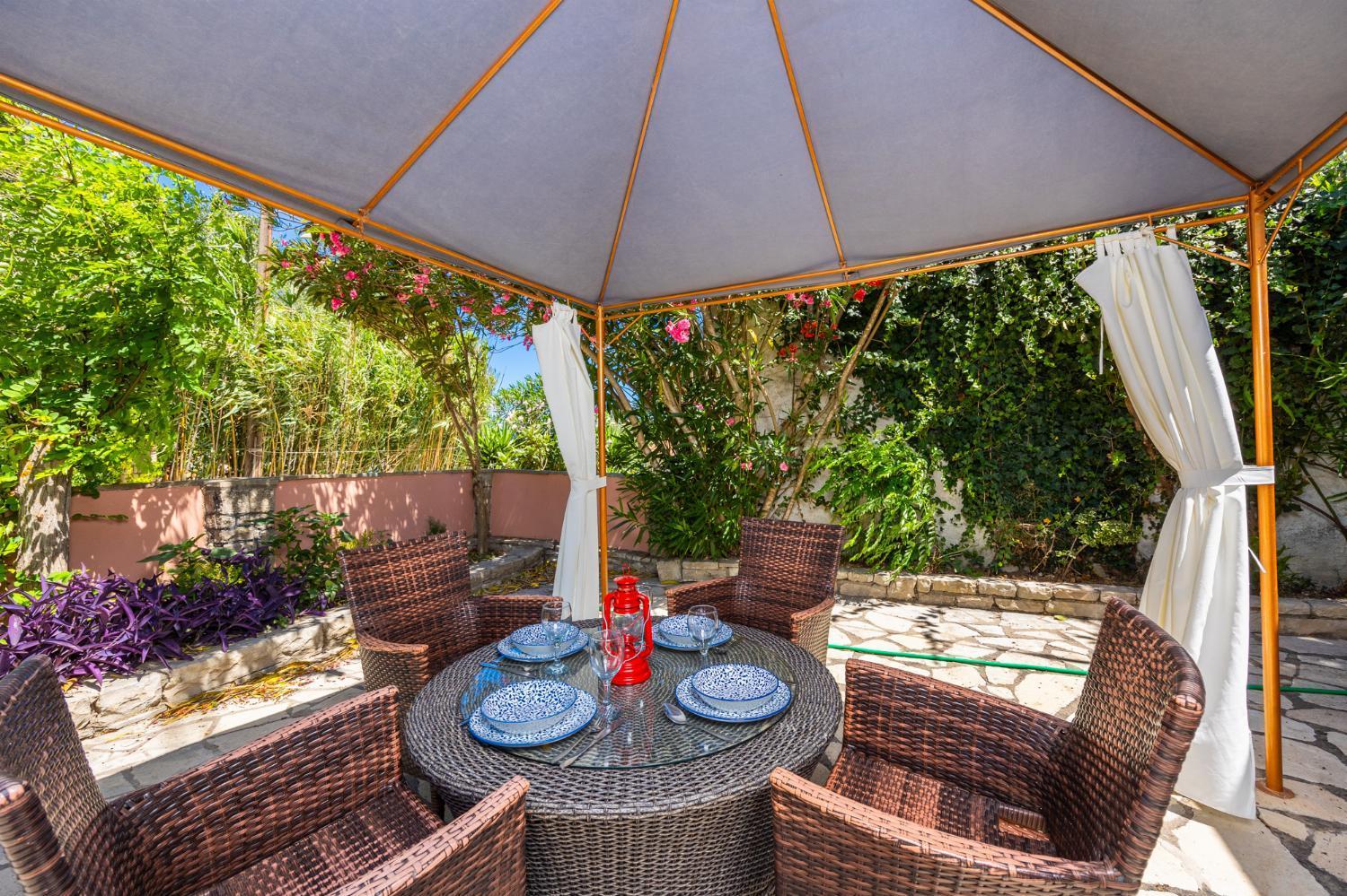 Levrecchio Beach Cottage