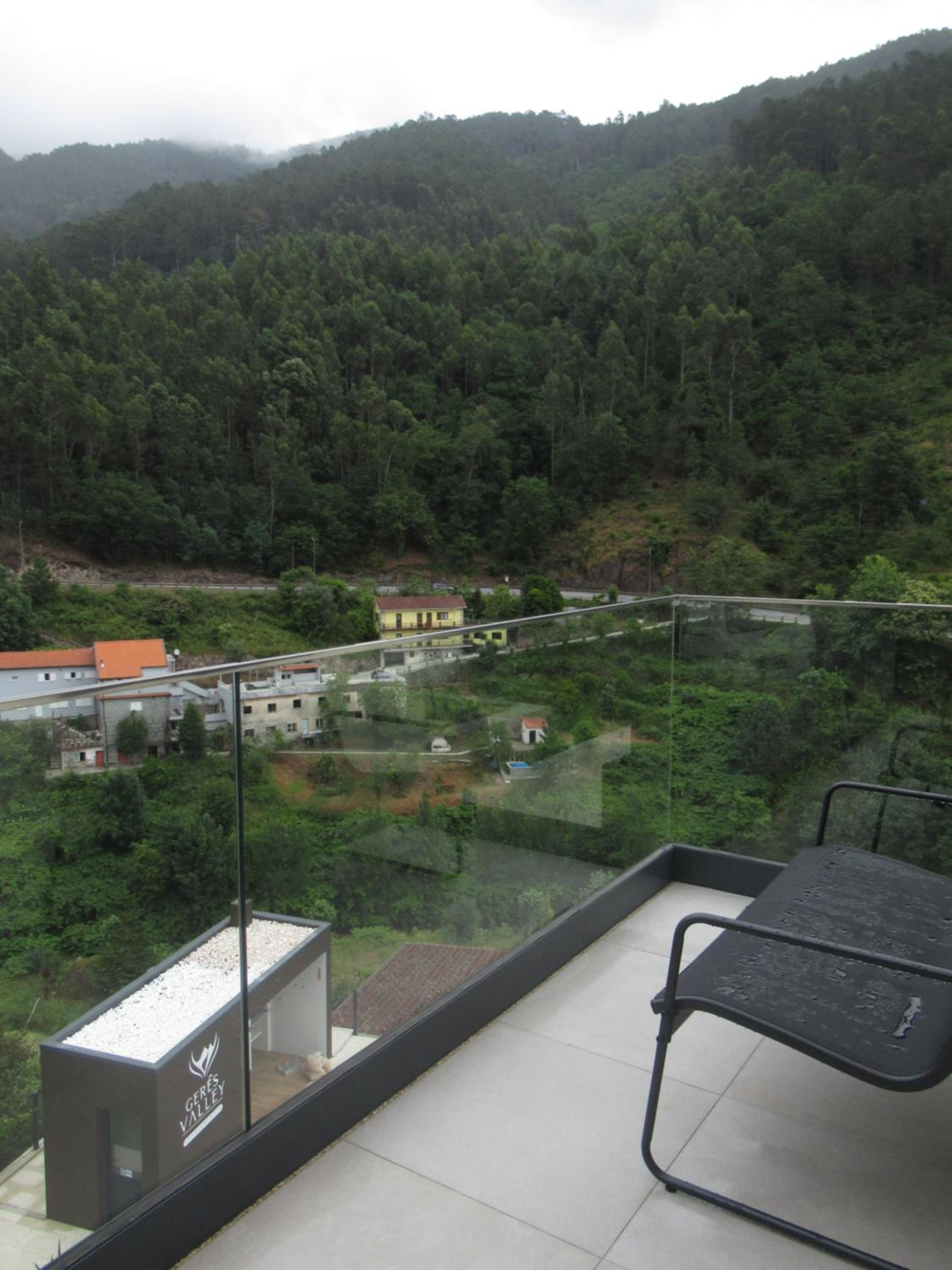 Gerês Valley view 4