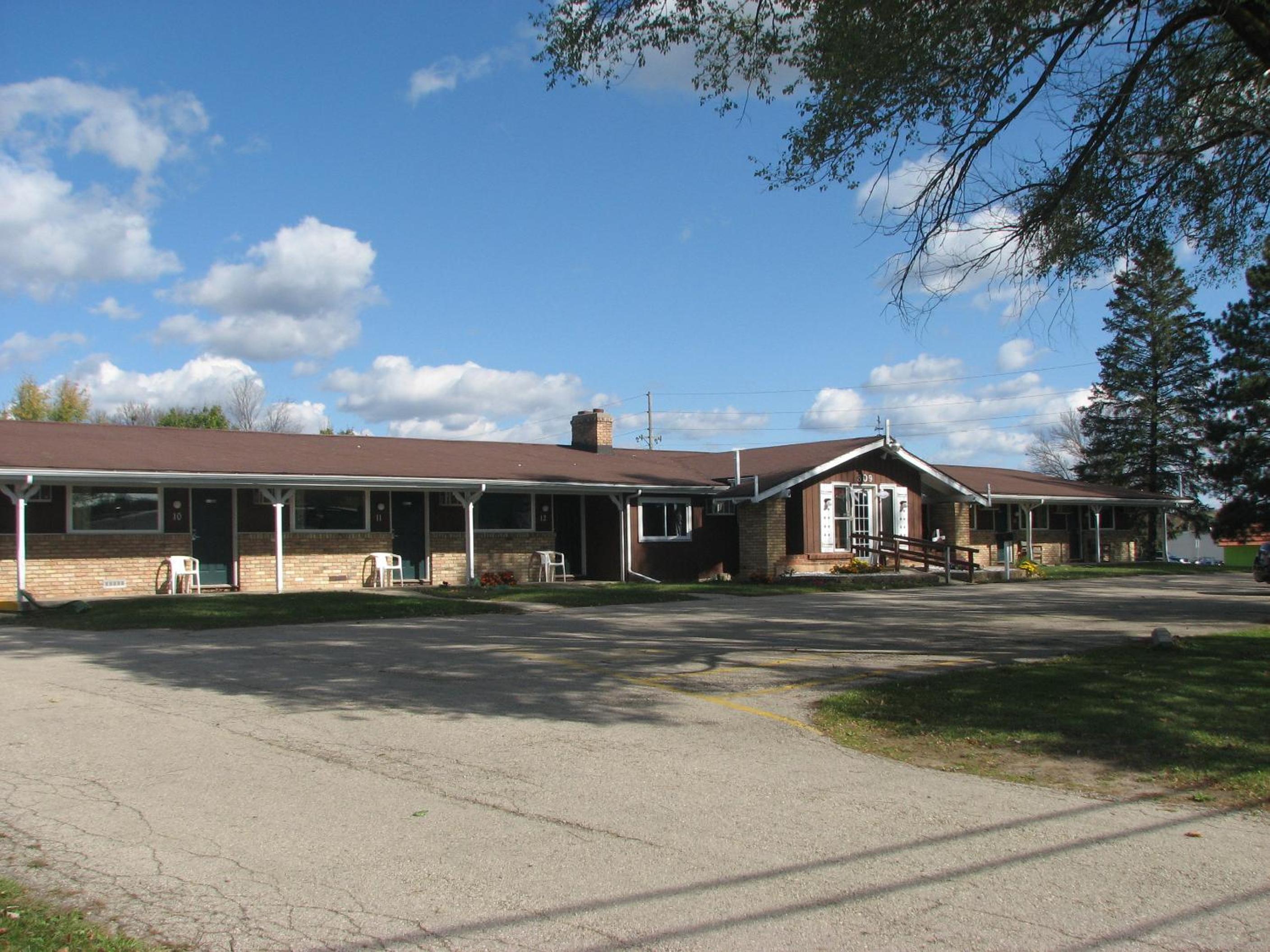 Spinning Wheel Motel