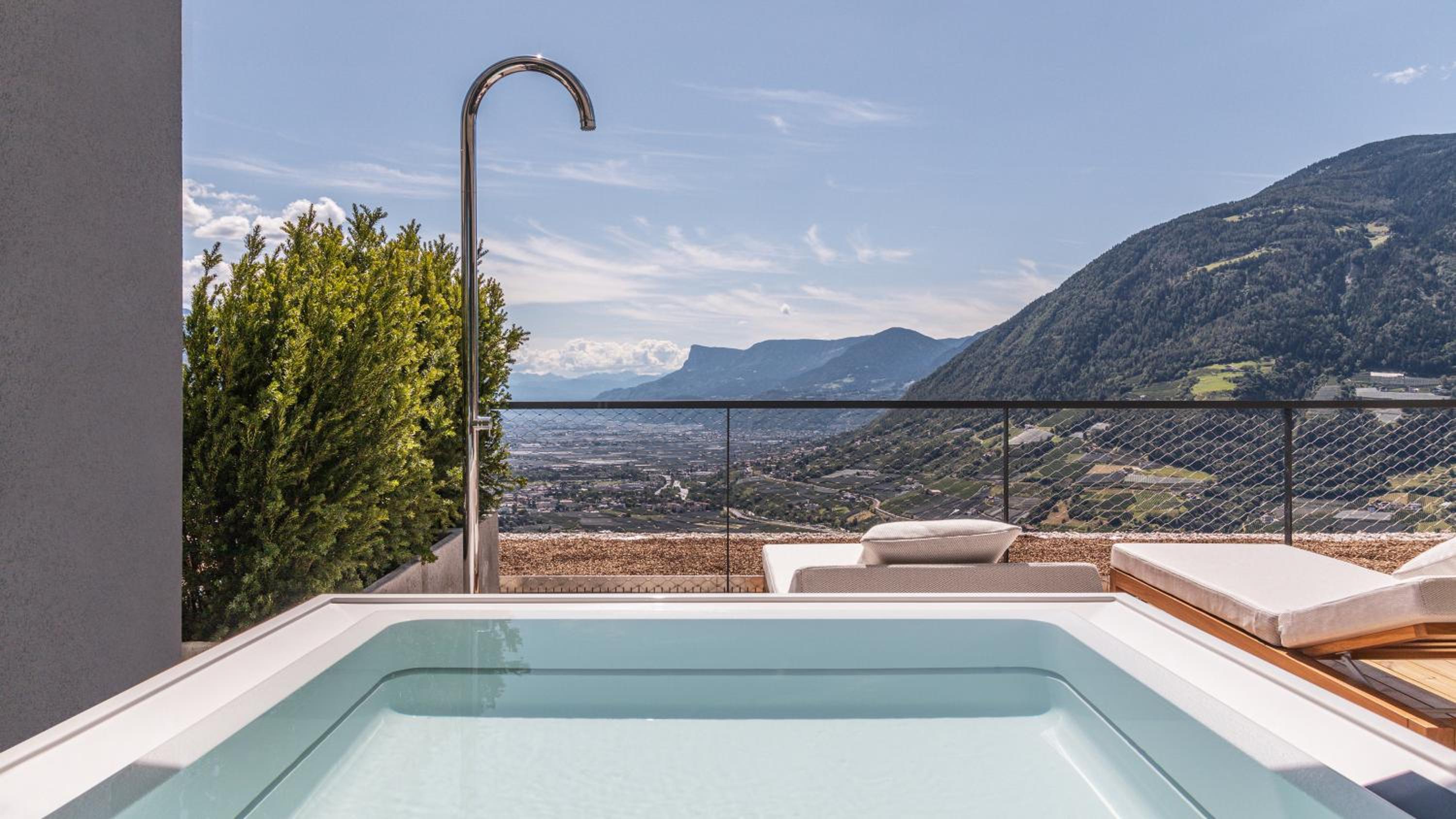 Arua Private Spa Villas view 3