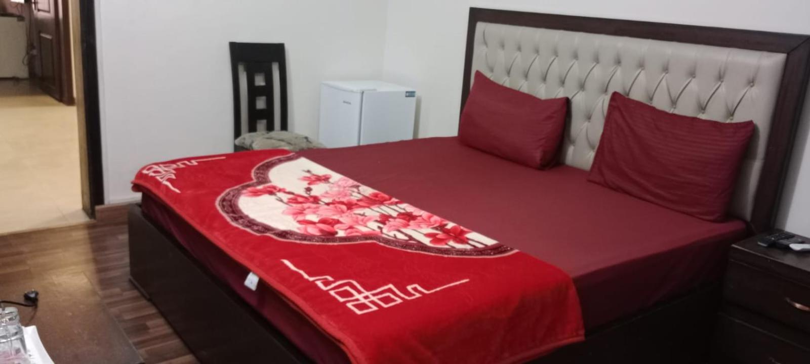 City Home Guest House F8-3