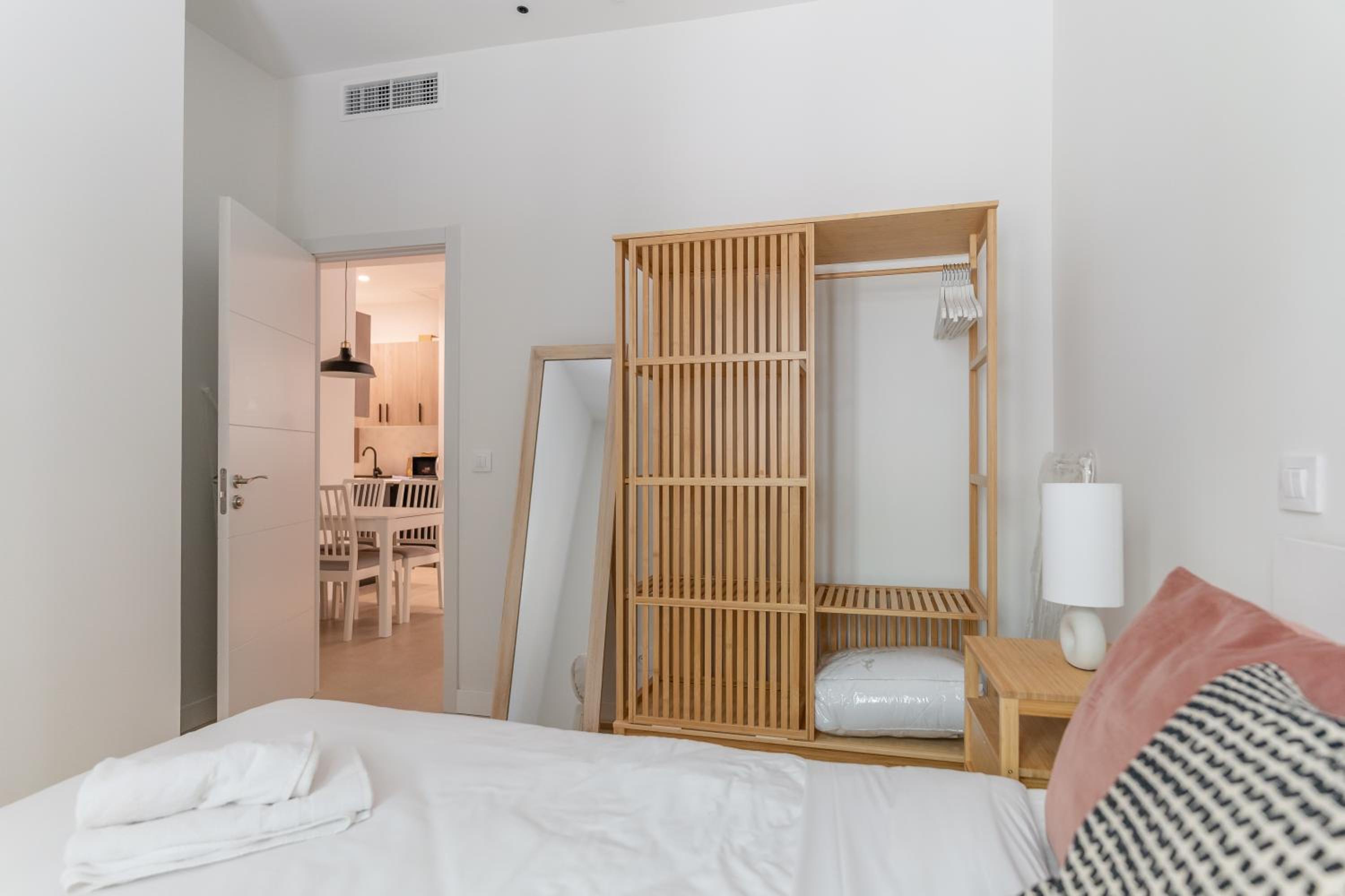 Cozy and Modern-2Bedrooms 1Bathroom-Delicias photo 3