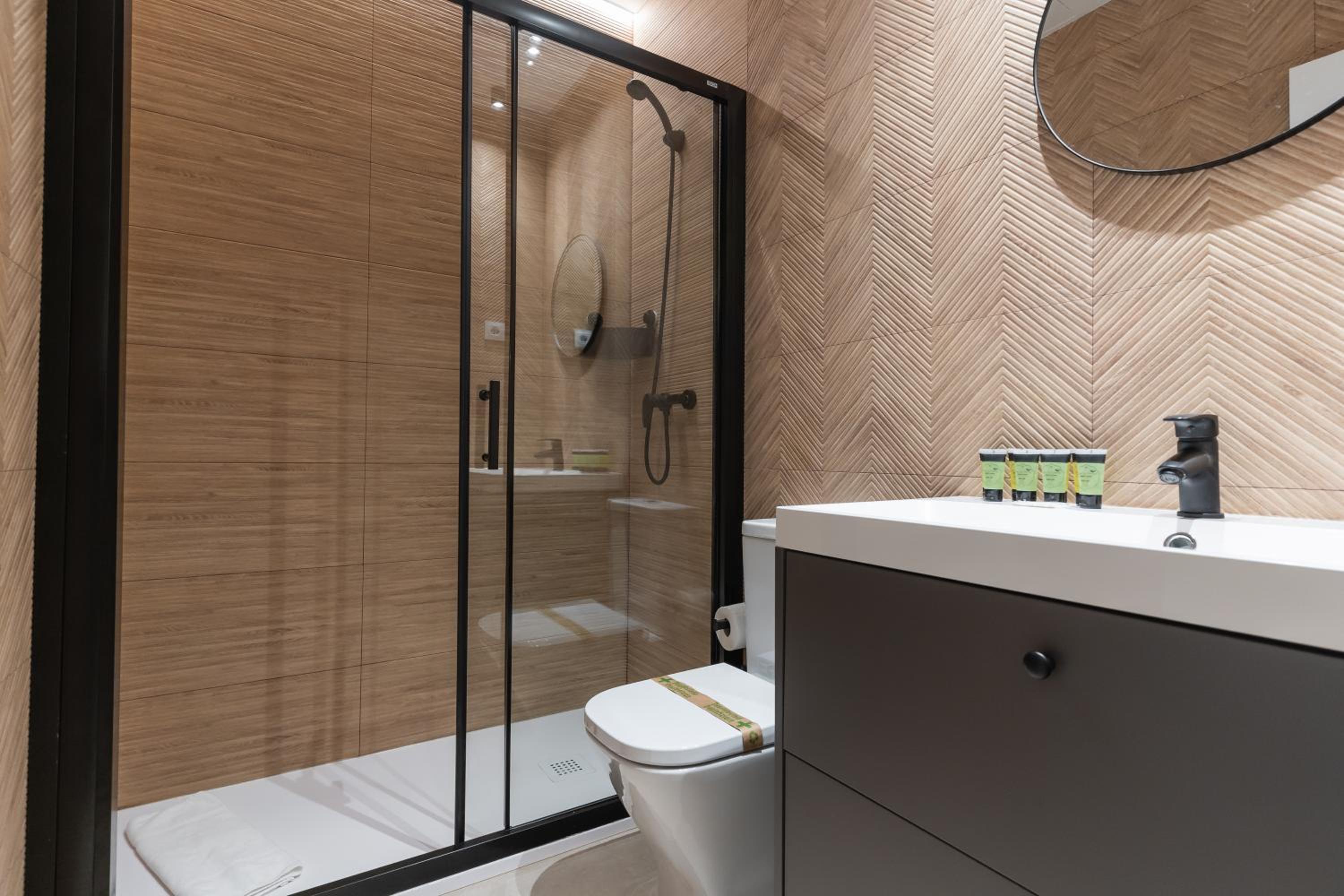 Cozy and Modern-2Bedrooms 1Bathroom-Delicias photo 5