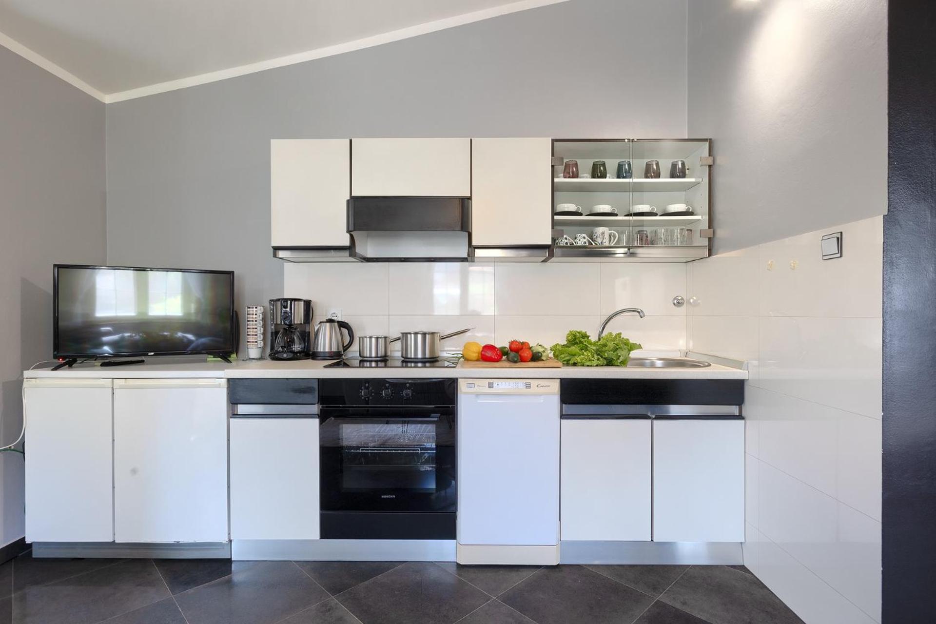 Beautiful Villa Ivona with garden in Medulin view 3