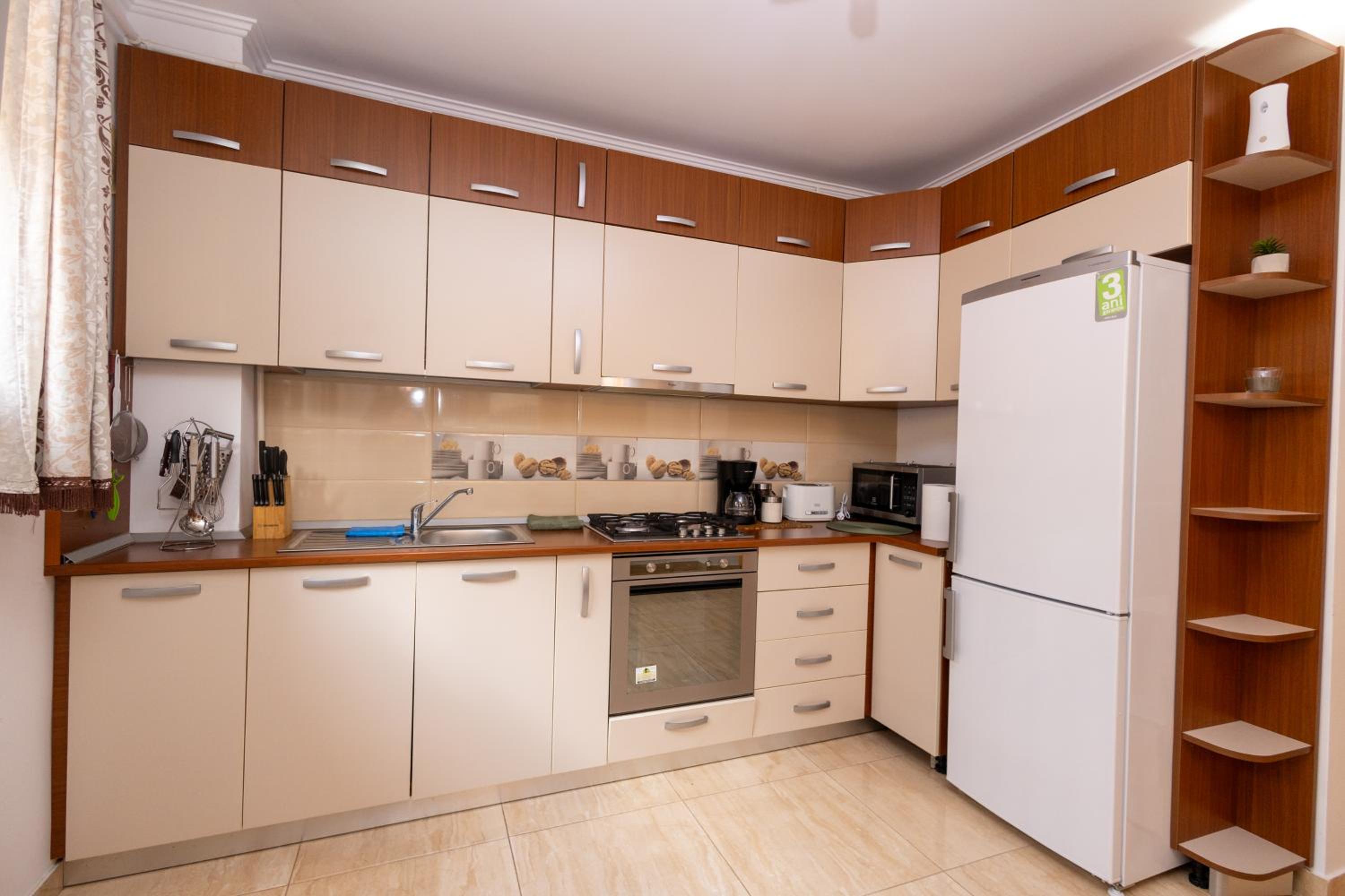 Walter Home Bușteni with Private Terrace view 4