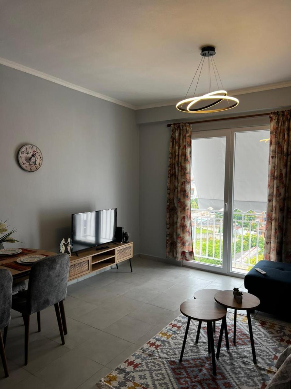 Night Star Apartment