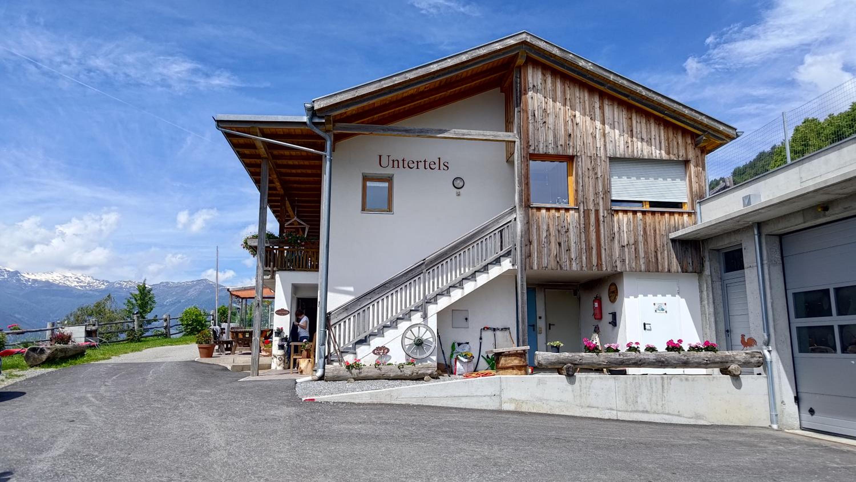 Untertelshof view 3