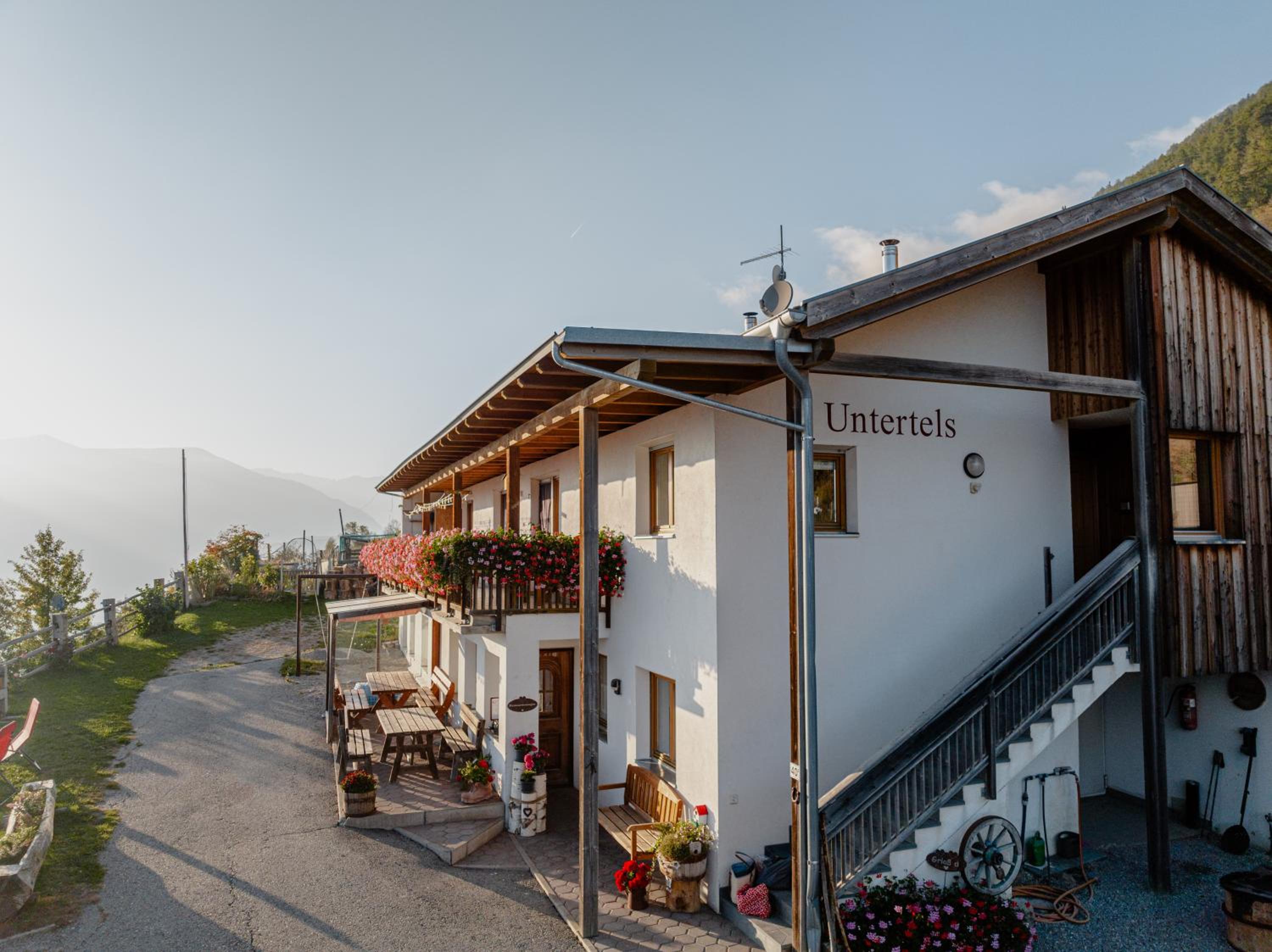 Untertelshof view 2