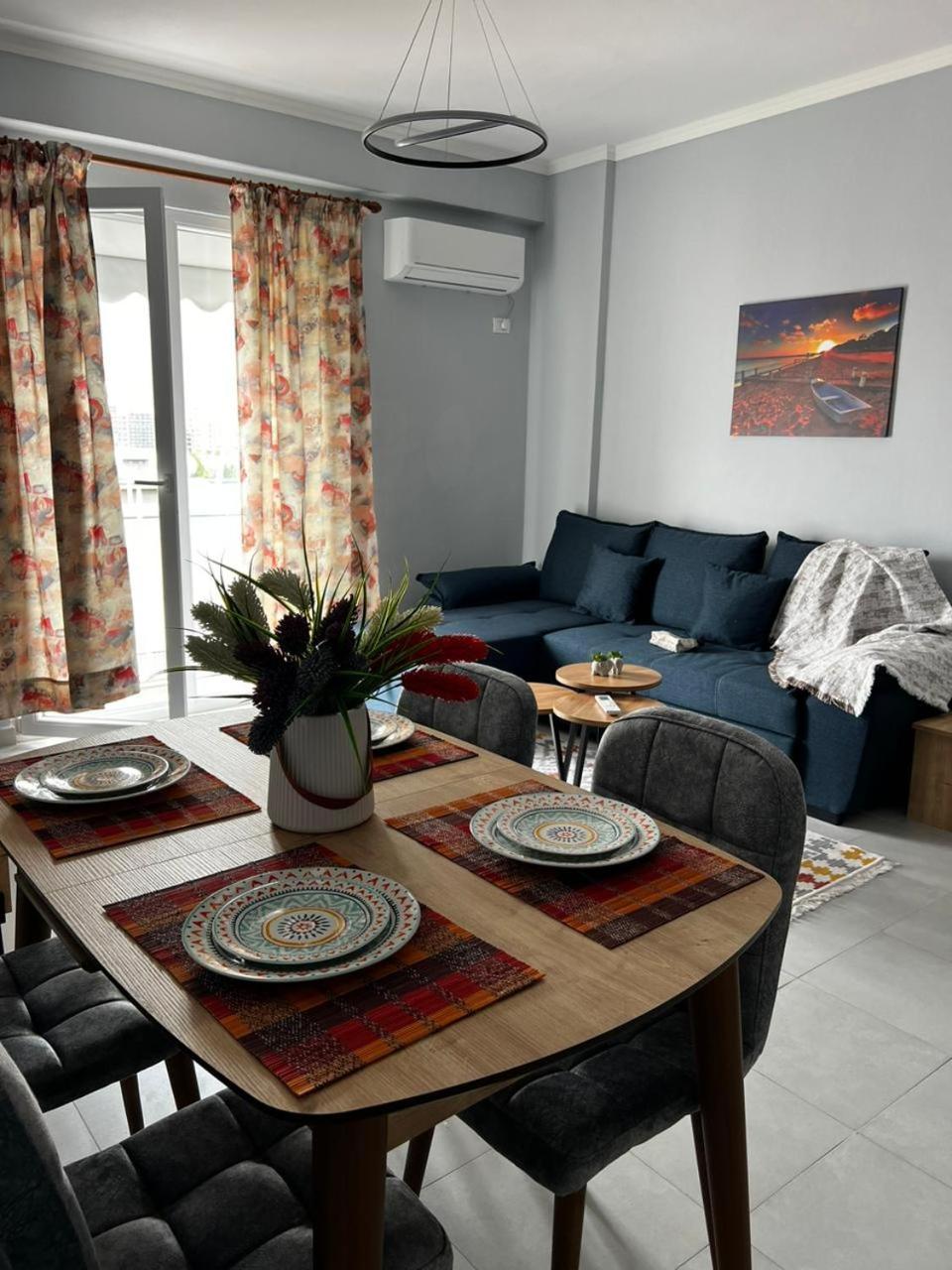 Night Star Apartment