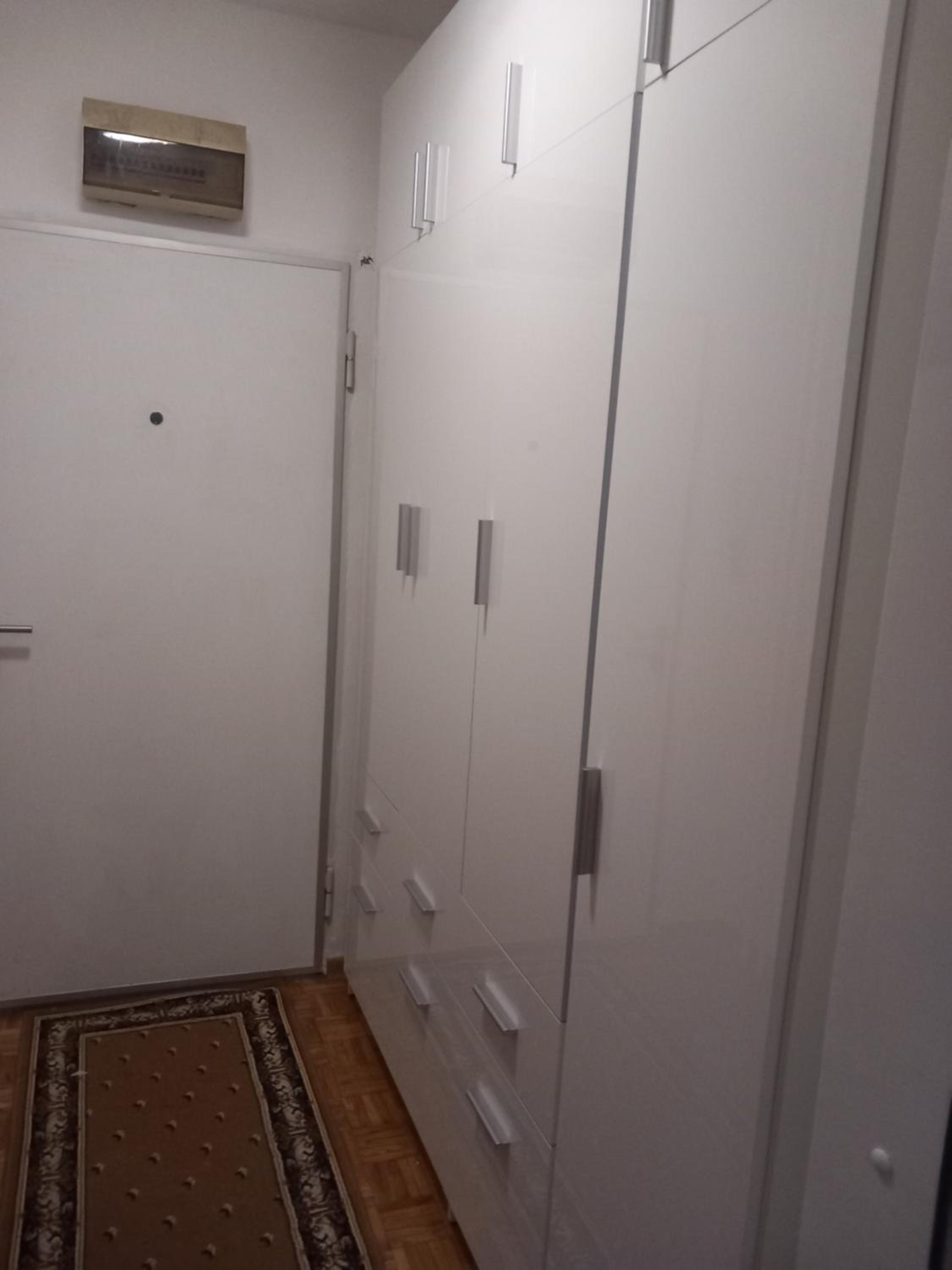 Kleine Wohnung, Donaunähe view 3