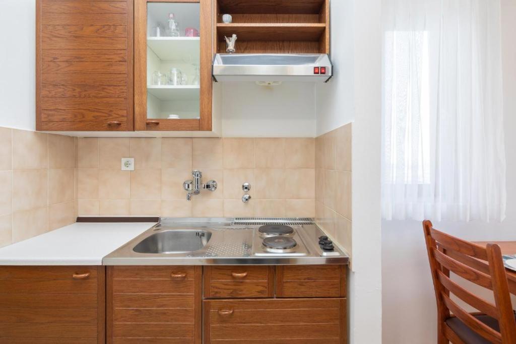 SUNNY BAY APARTMENTS