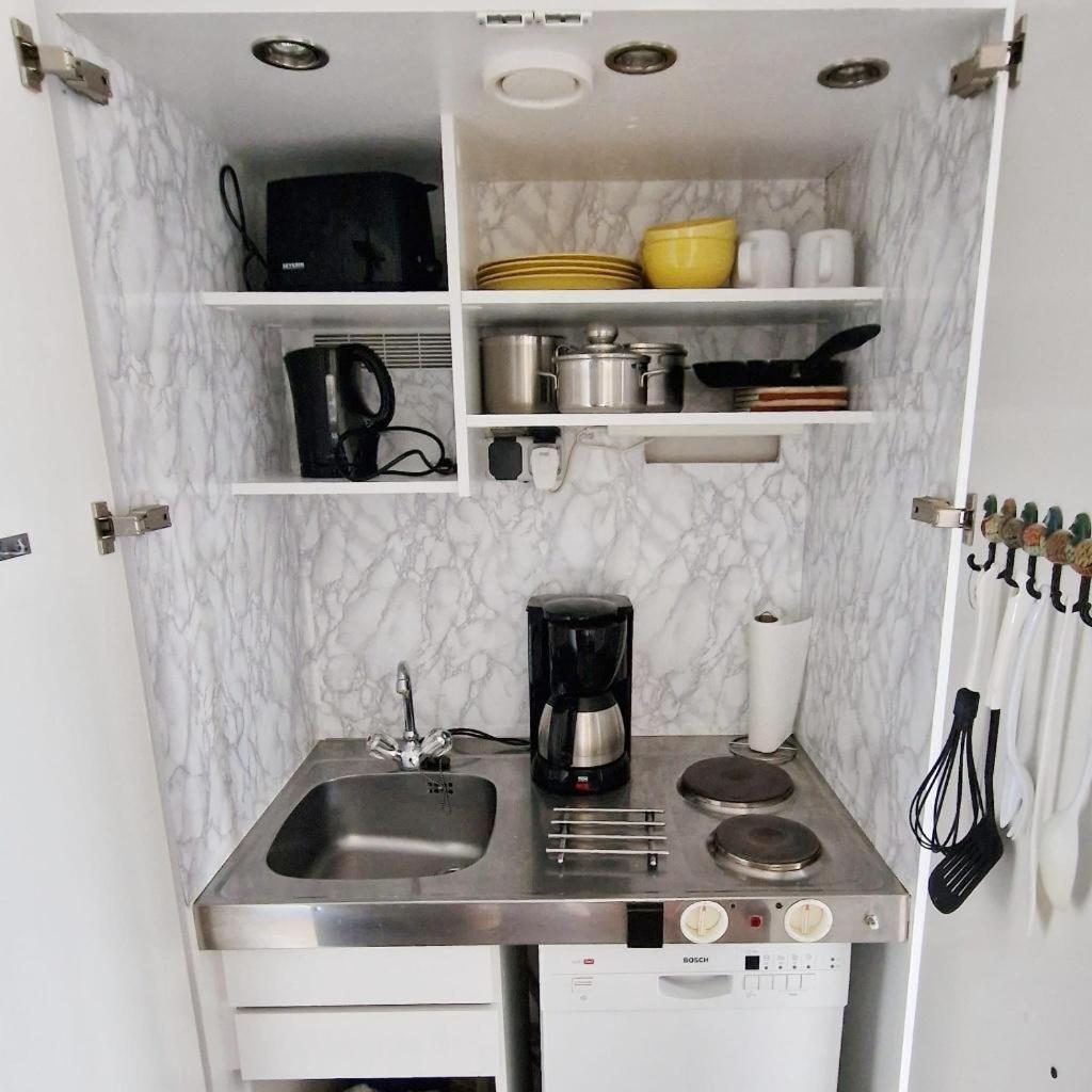 PREMIUM APARTMENT 615 view 4
