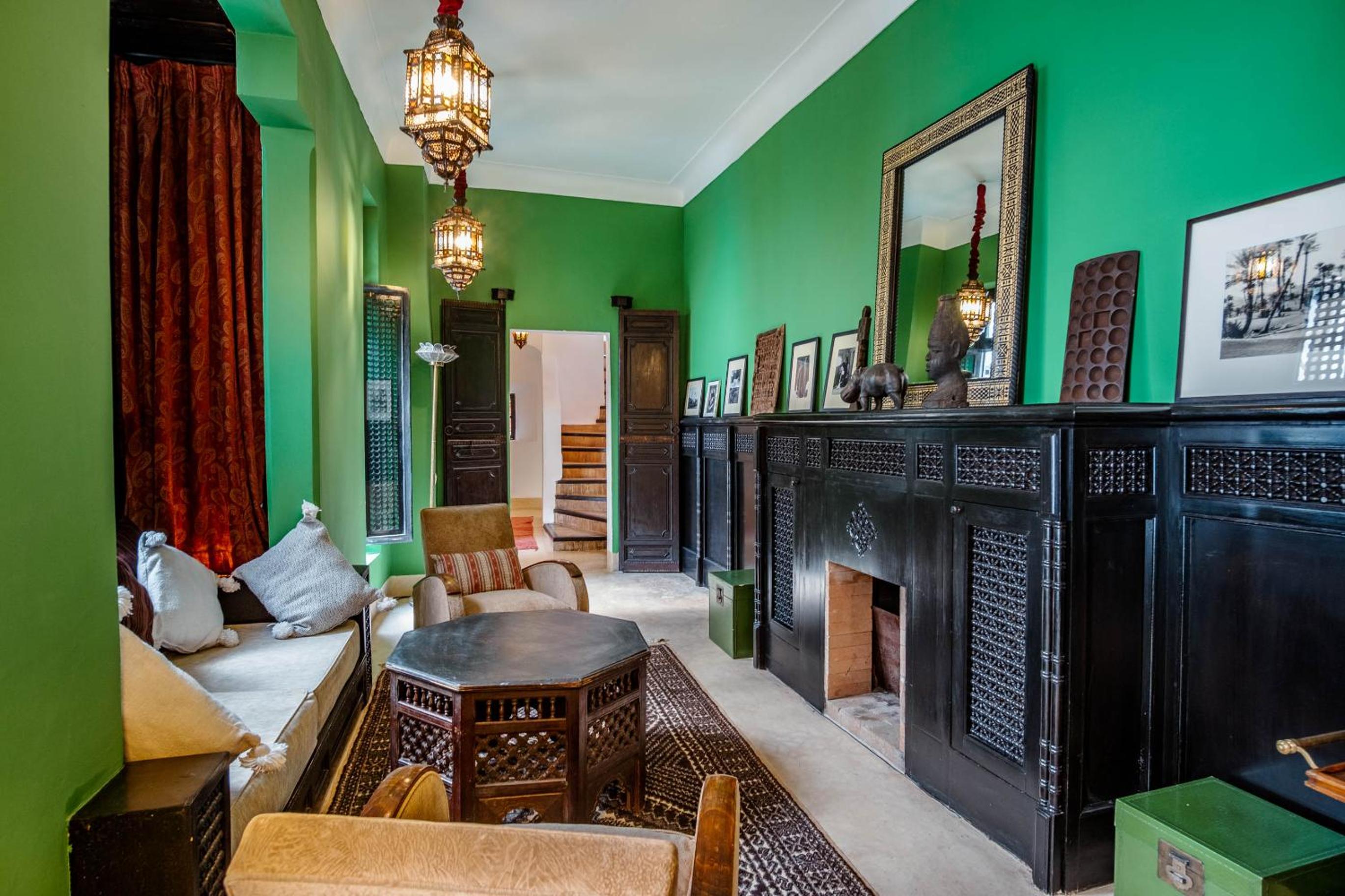 lounge