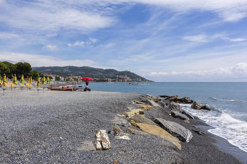 Trilocale vista spiaggia/mare
