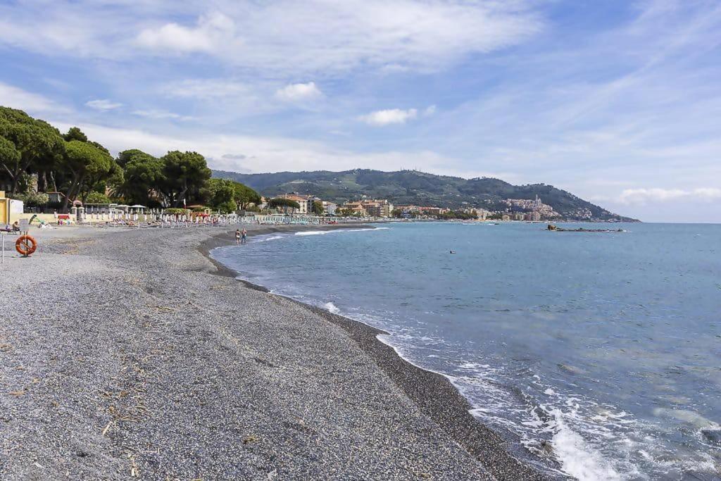 Trilocale vista spiaggia/mare