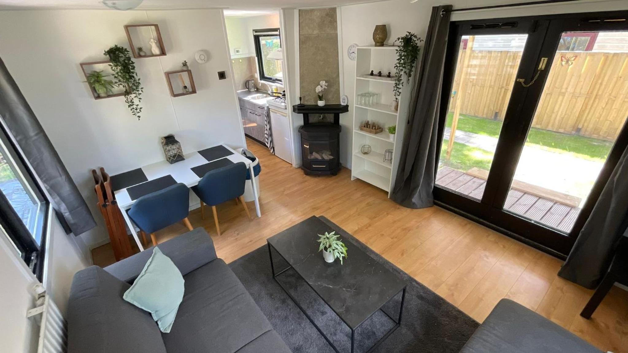 Sfeervol Chalet - Gelegen In bosrijkgebied van Drenthe - Rust en Natuur