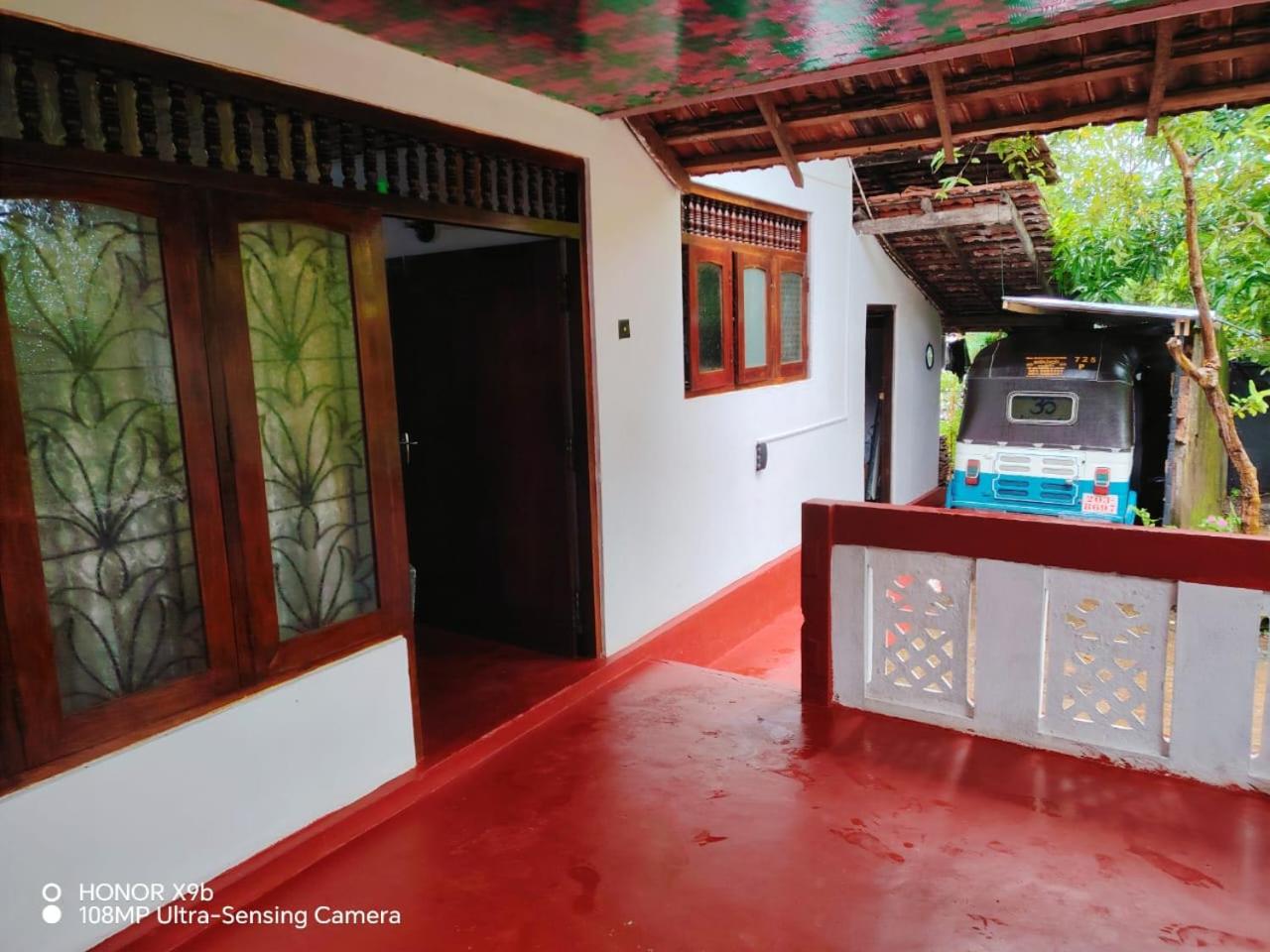 Papa's Home Stay view 5