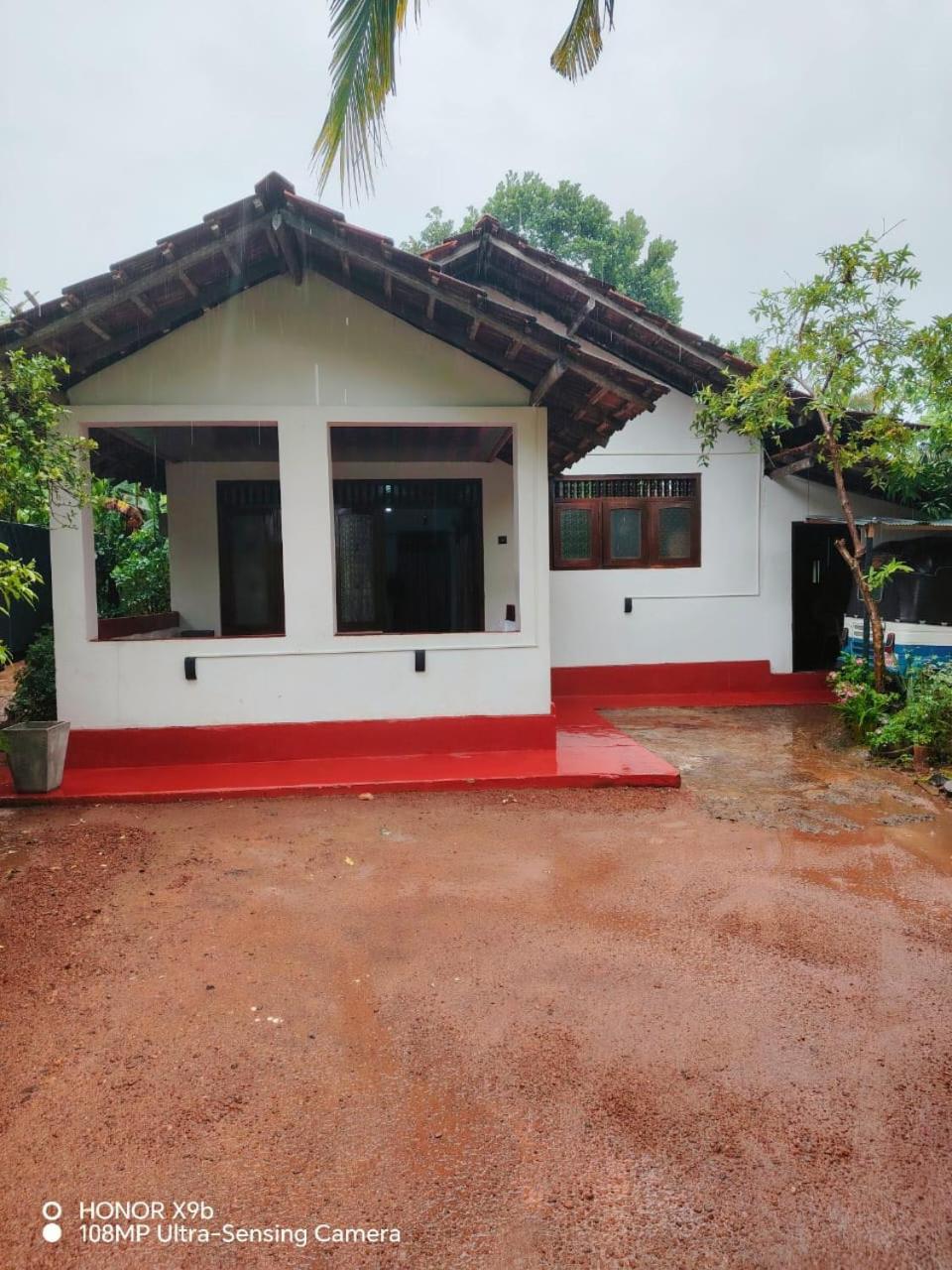Papa's Home Stay view 4