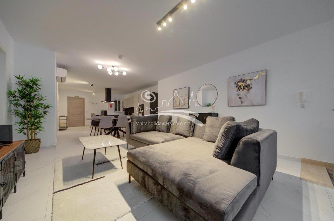 Central Two Bed - Short Walk to St Julian's & Sliema — St Julian's