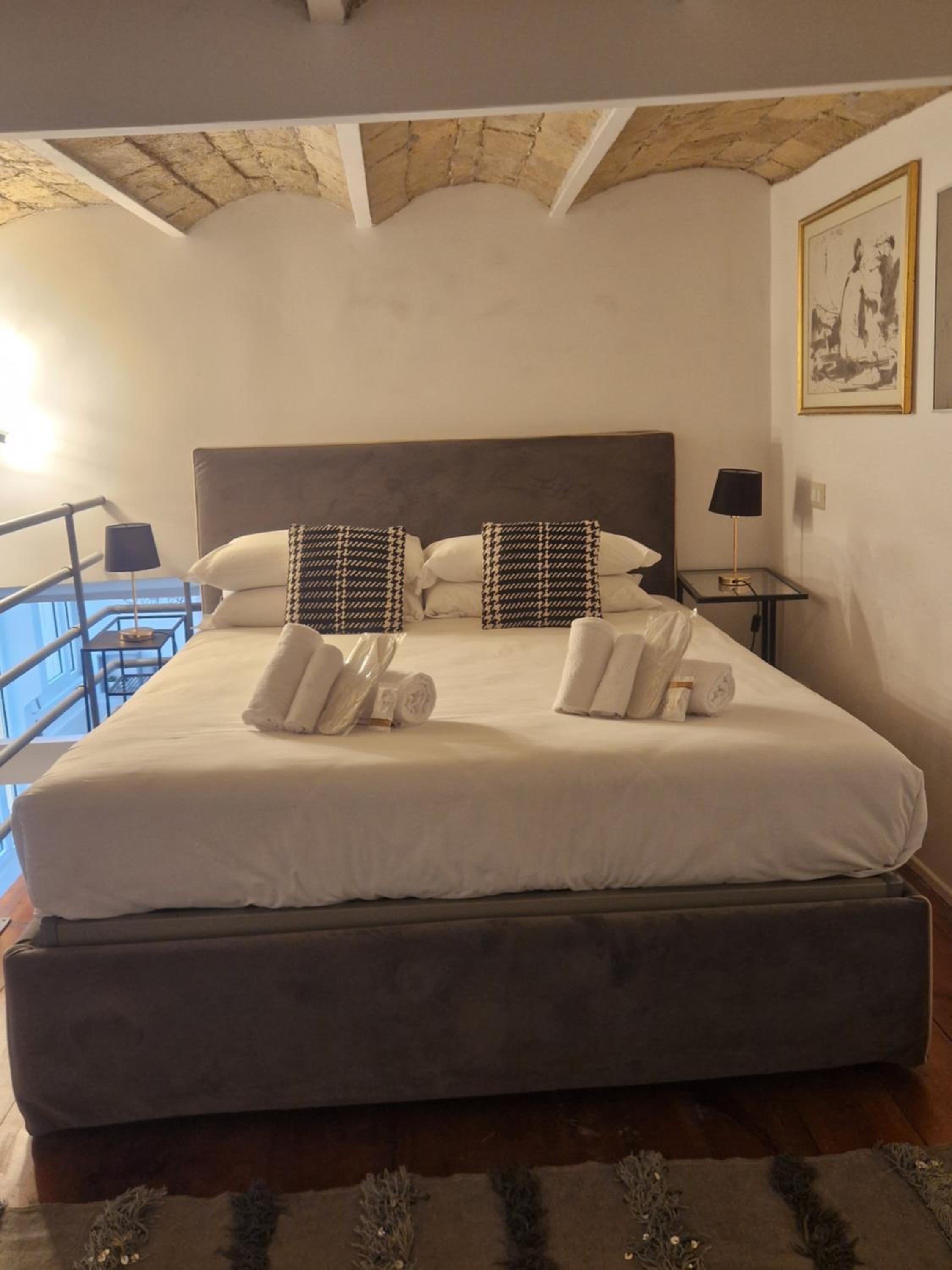 AD HOMES - Saint Peter Loft