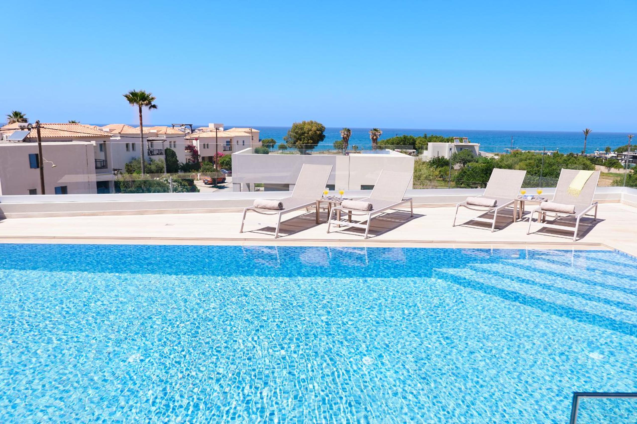 Beach Sand Villas - Beachfront Roof Pool Seaviews view 2