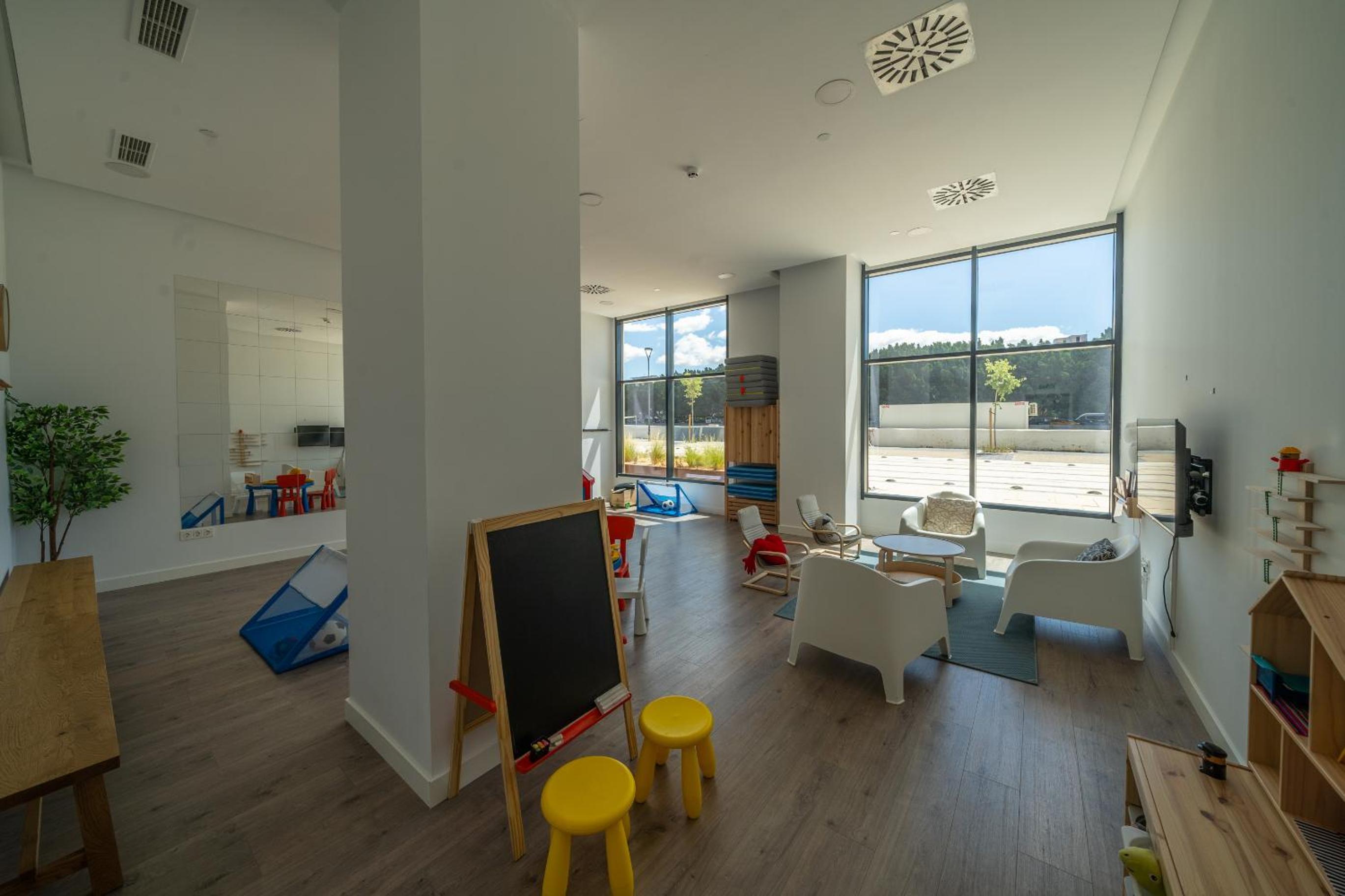 XPCE URBAN MALAGA SKYLINE - Parking Free