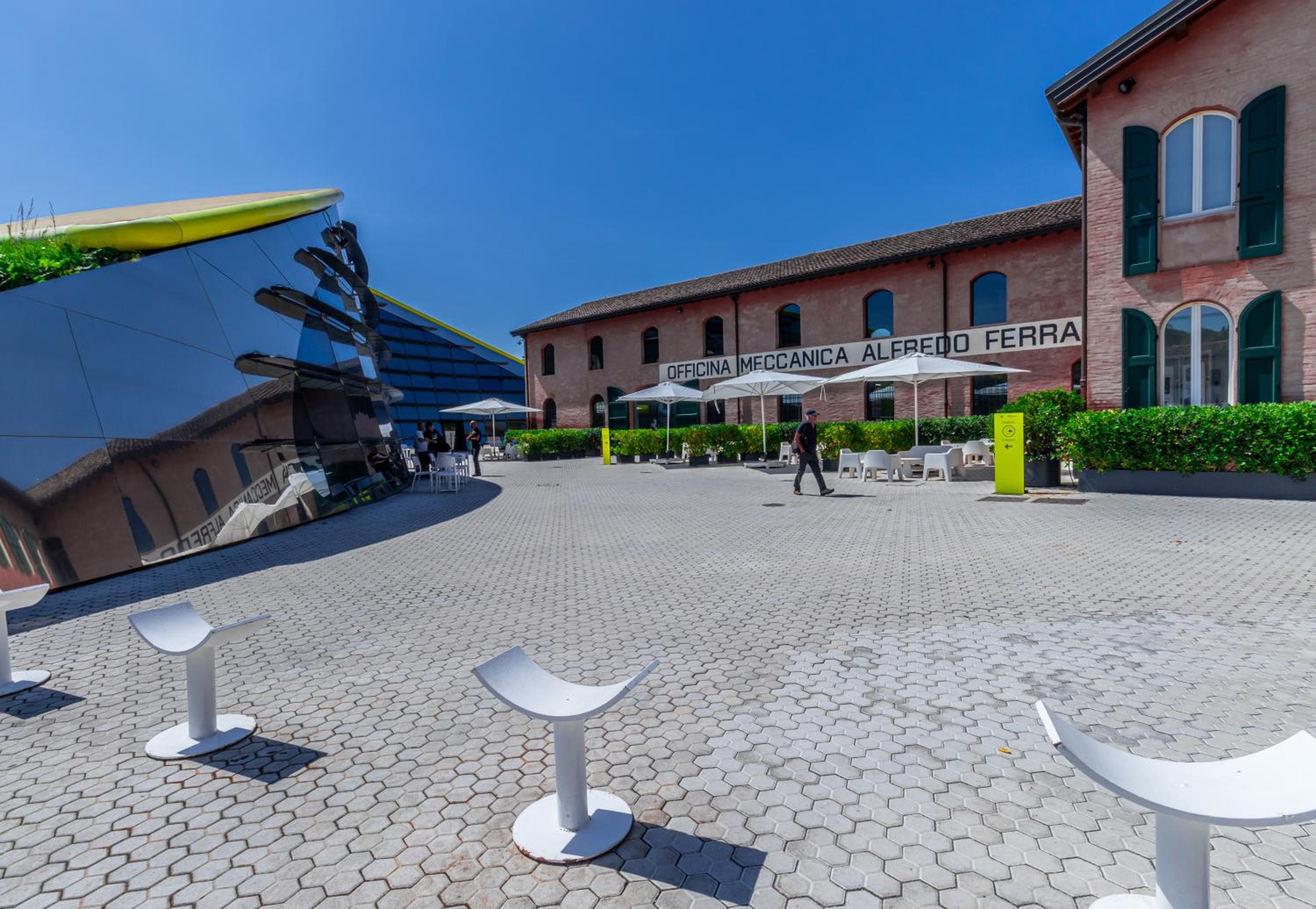 Enzo Ferrari Museum -WiFi, train station and parking view 3