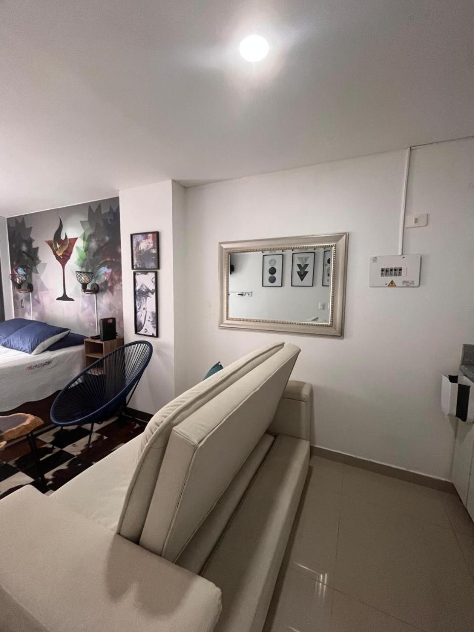 Exclusivo apartaestudio cable