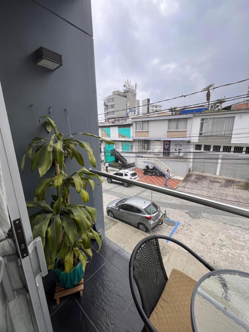 Exclusivo apartaestudio cable