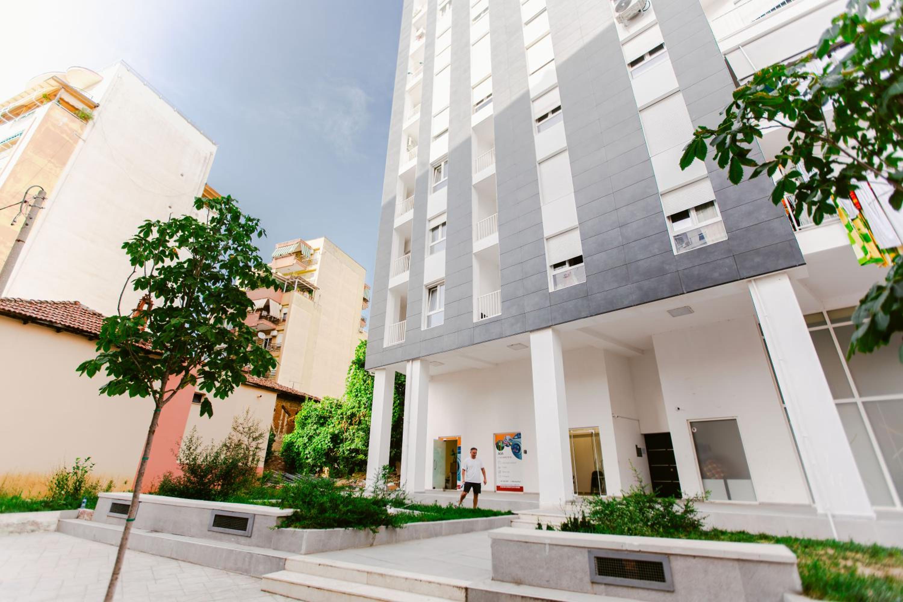 Barrikada Street Modern App - THE NEST