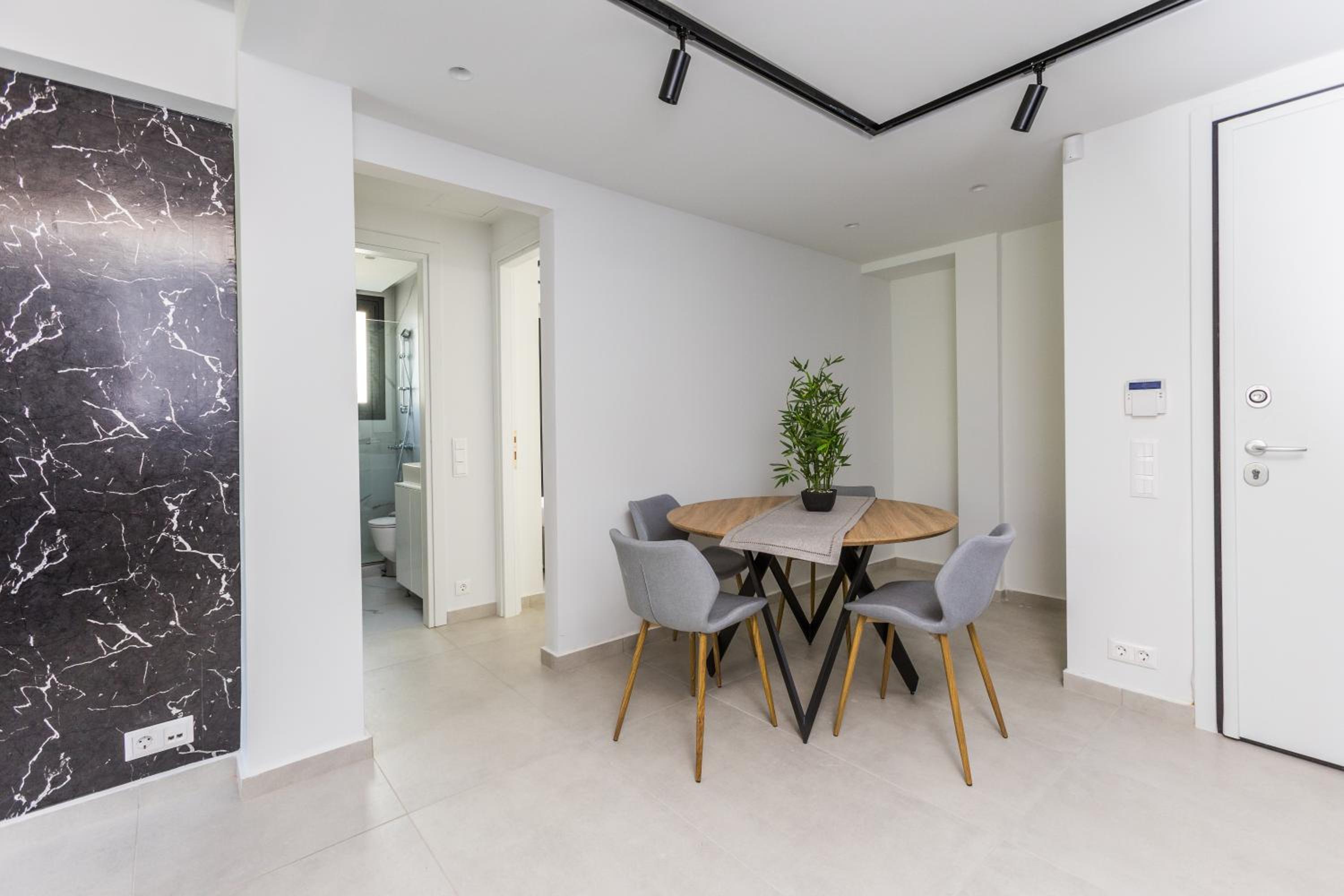 Varkiza Luxury Suites by Raise