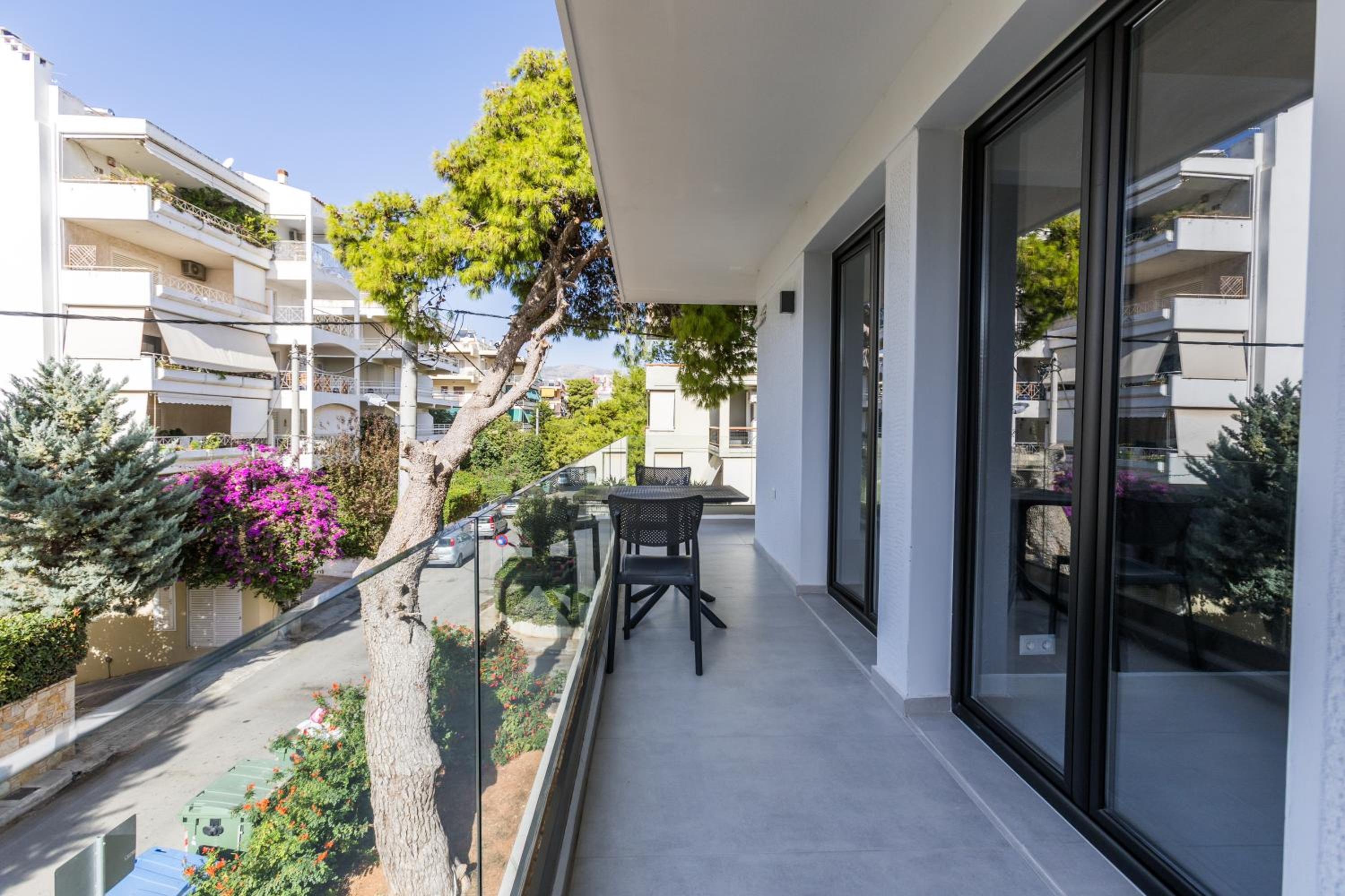 Varkiza Luxury Suites by Raise