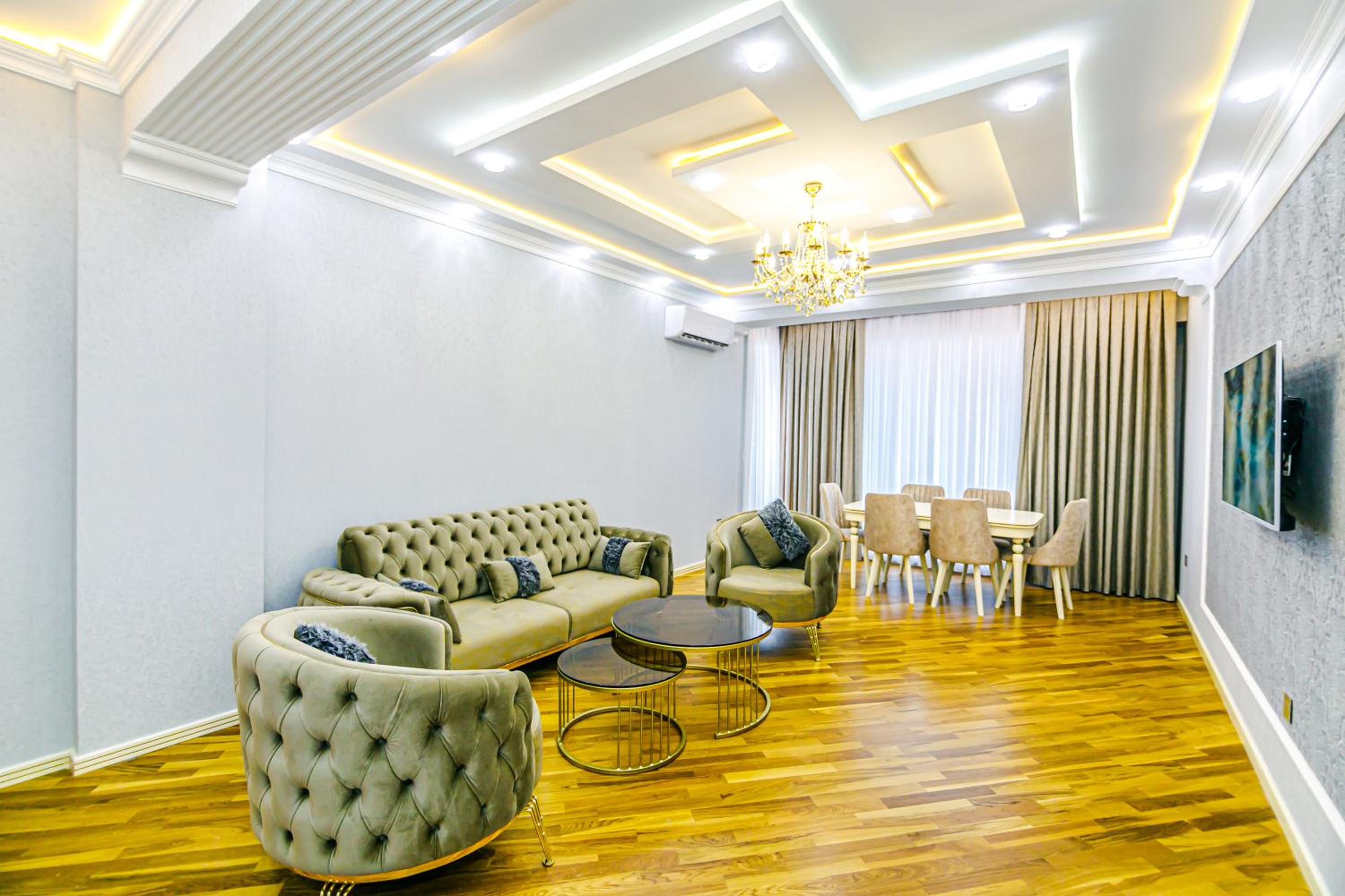 Vip Luxury Apartment in City Center, Baku