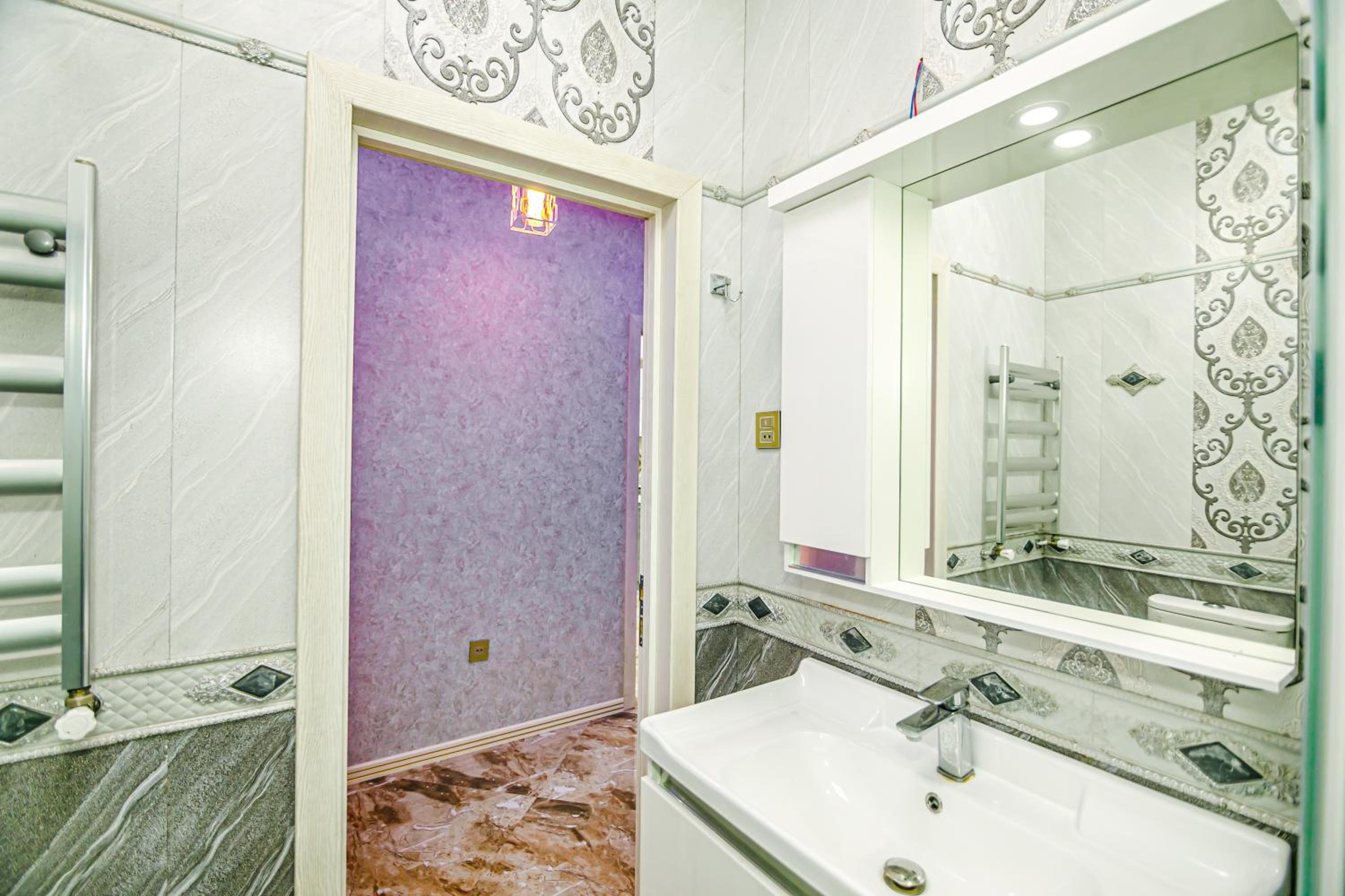 Vip Luxury Apartment in City Center, Baku