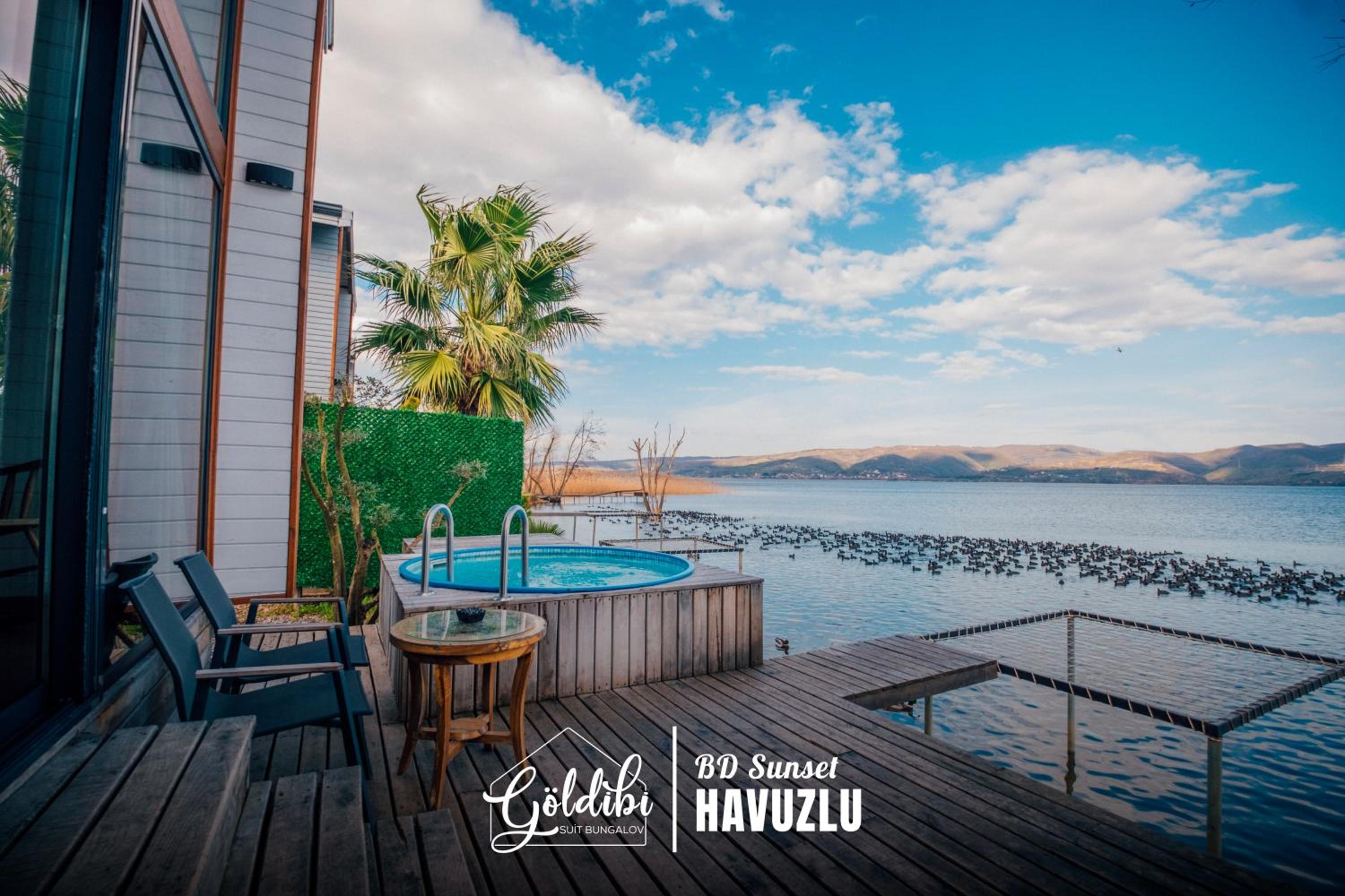 Sapanca Göldibi Suit Bungalov