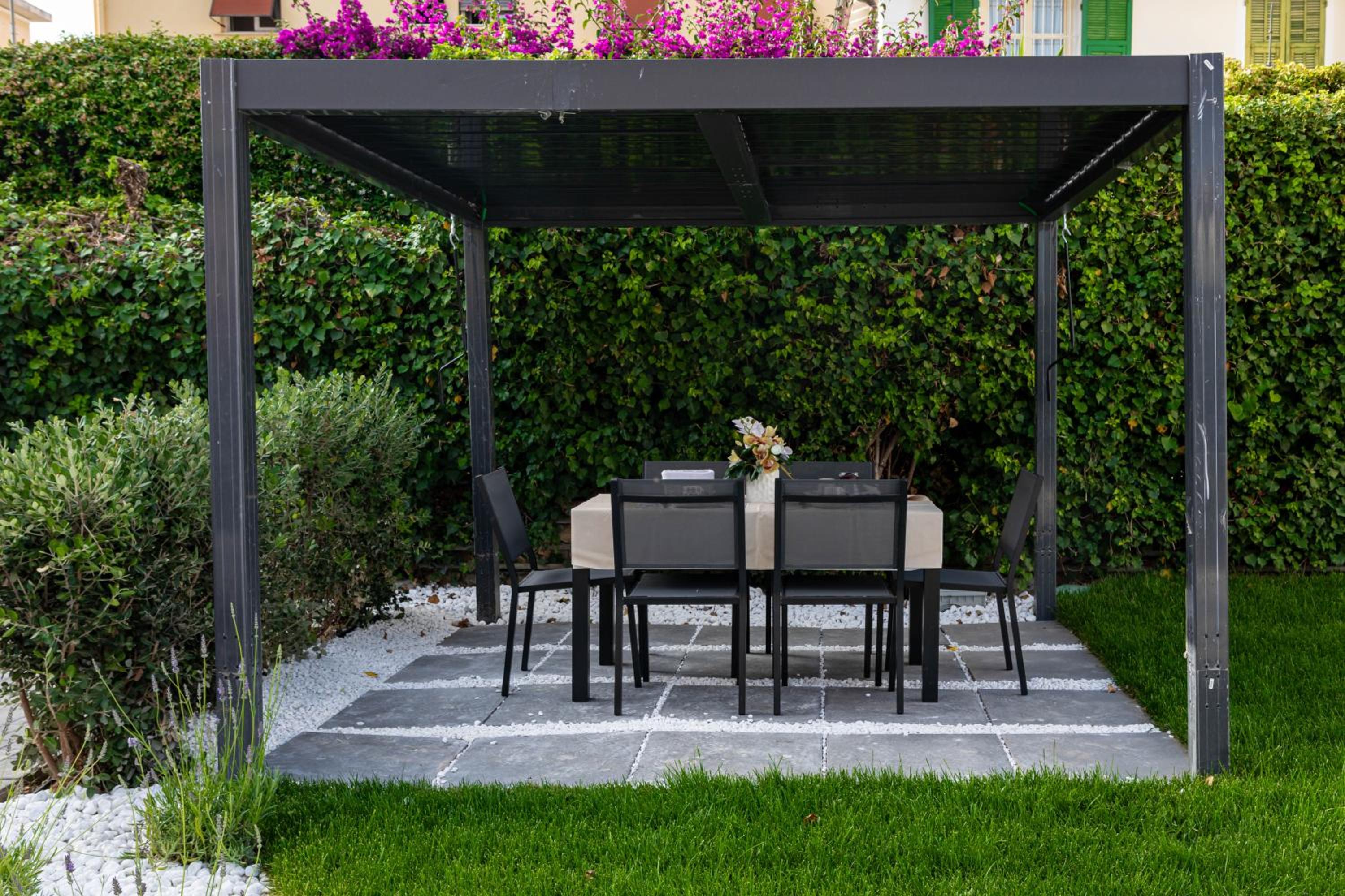 H11 VILLA MIA Giardino-Parcheggio view 4