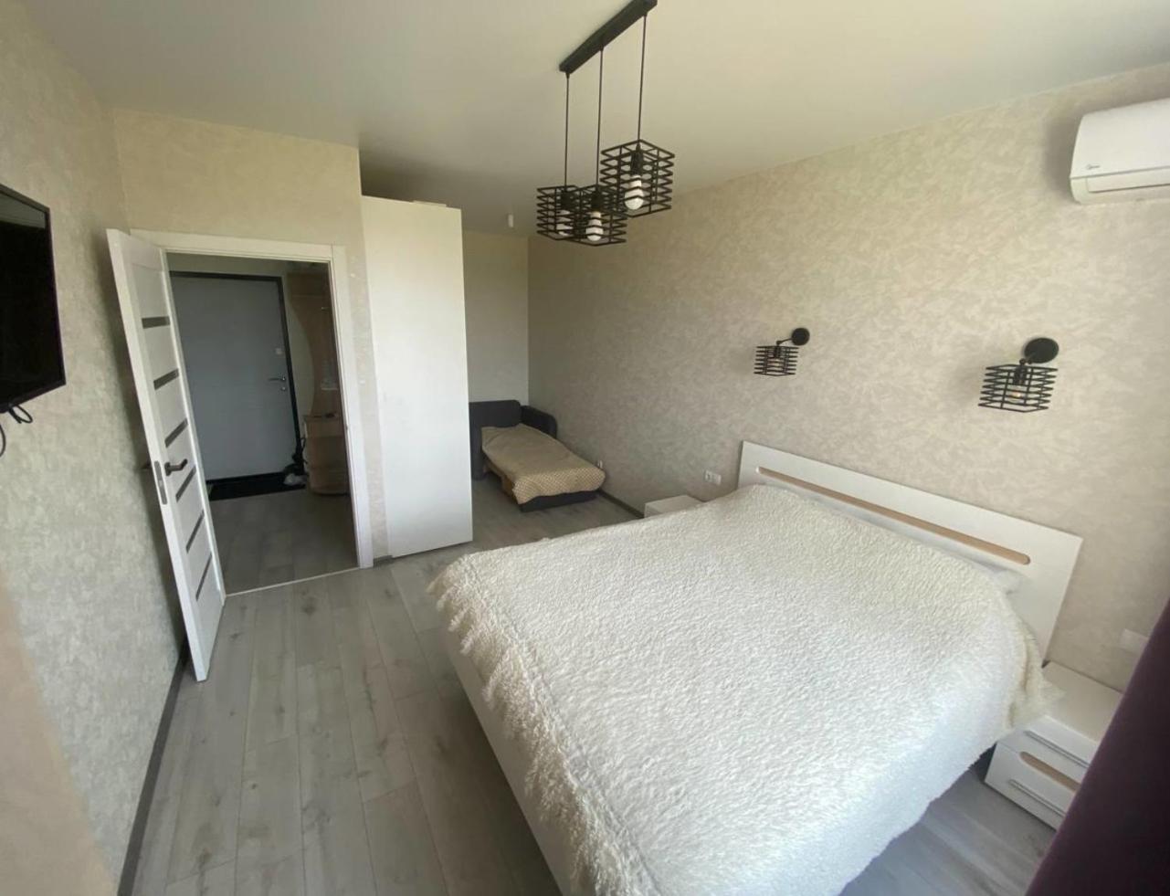 Cosy 1-bedroom apartment in Odessa view 2