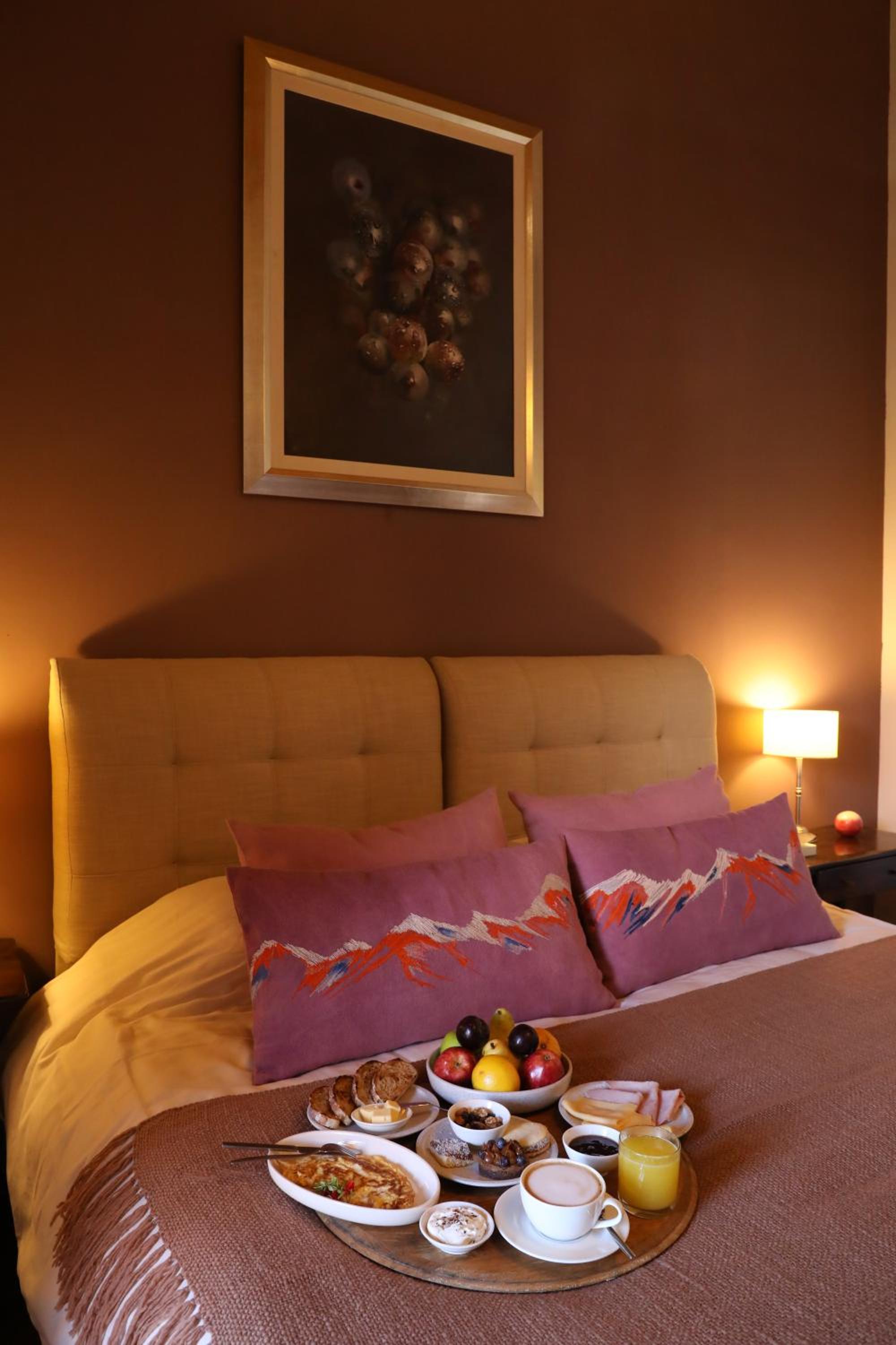 Lamadrid Guest House