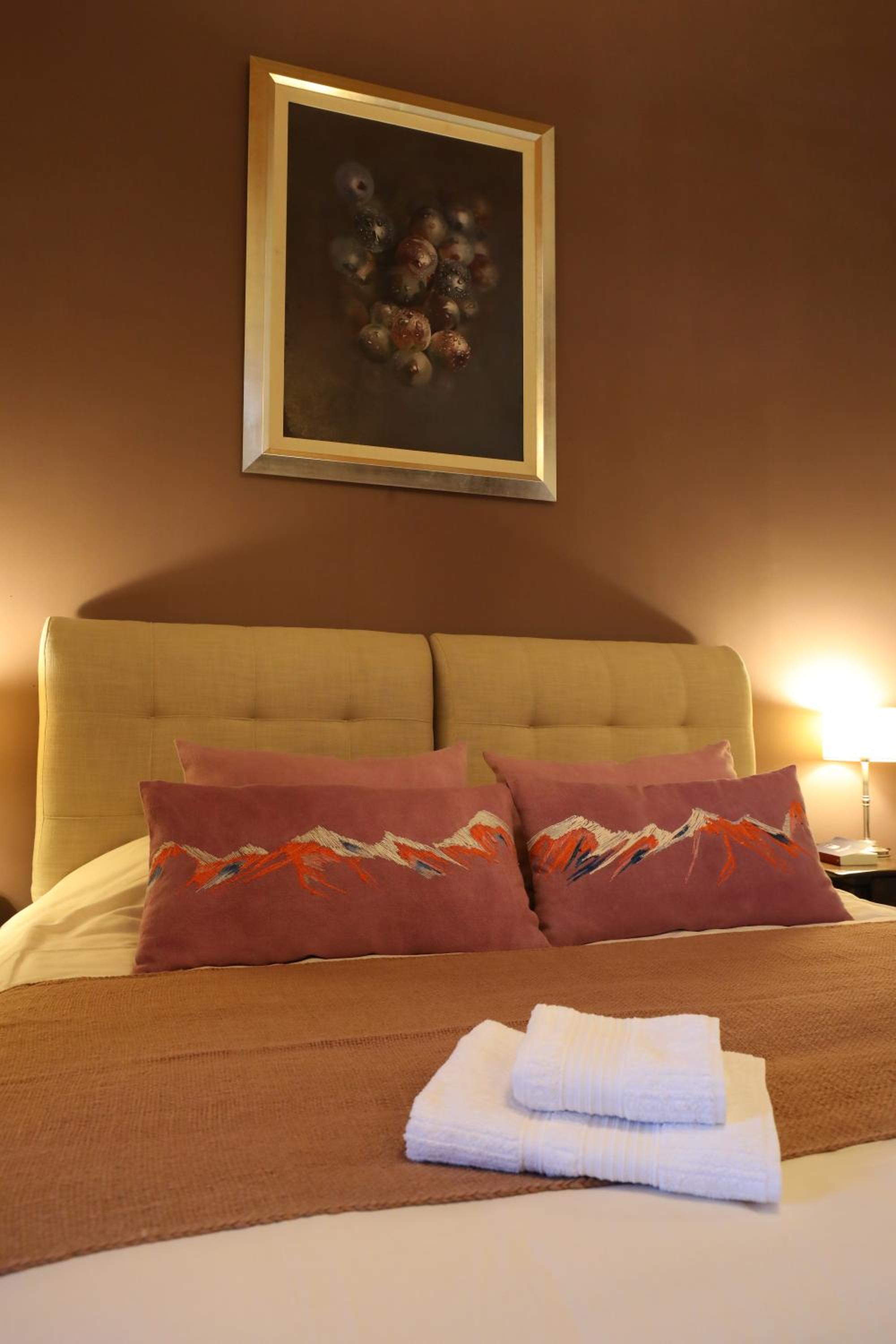 Lamadrid Guest House