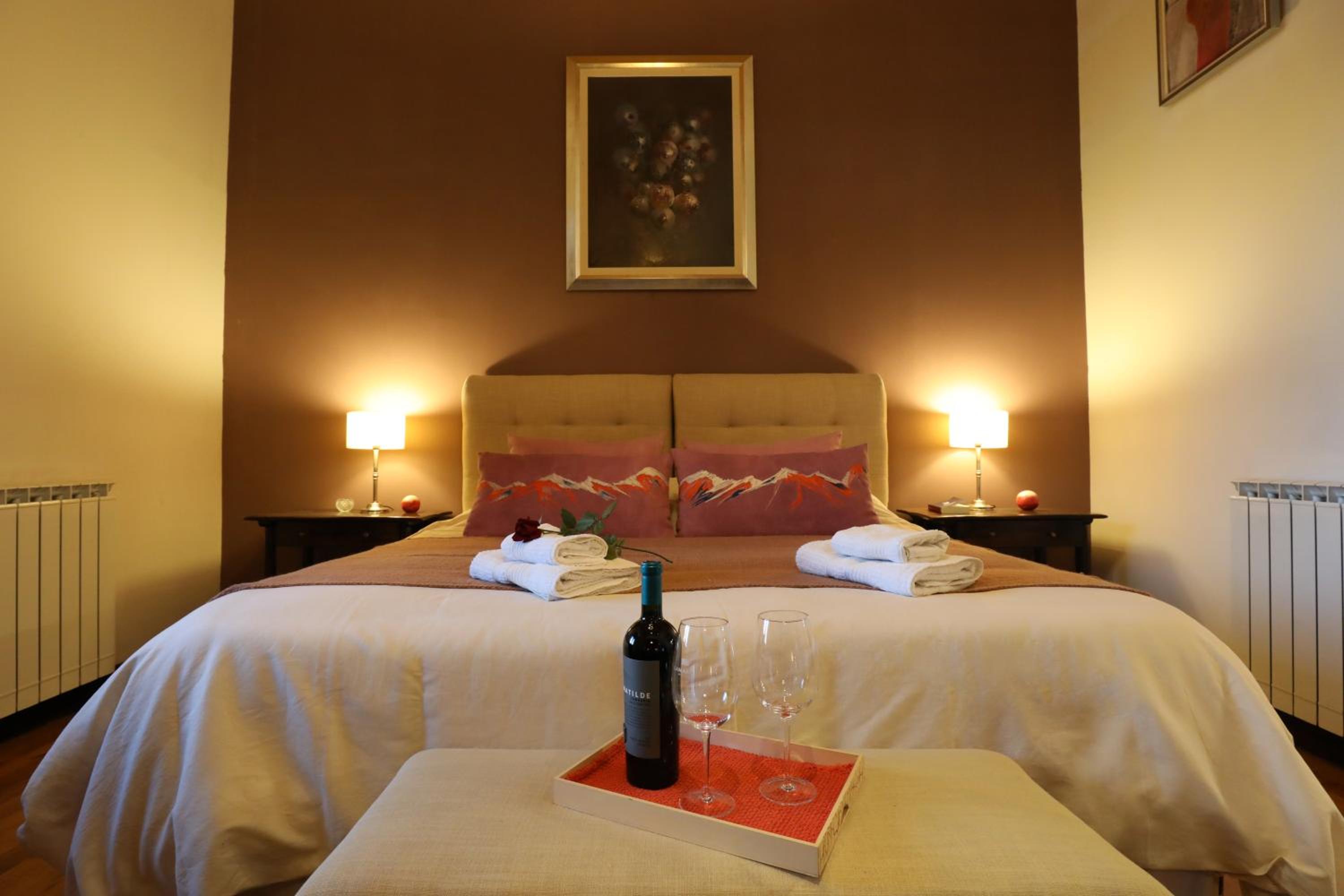 Lamadrid Guest House