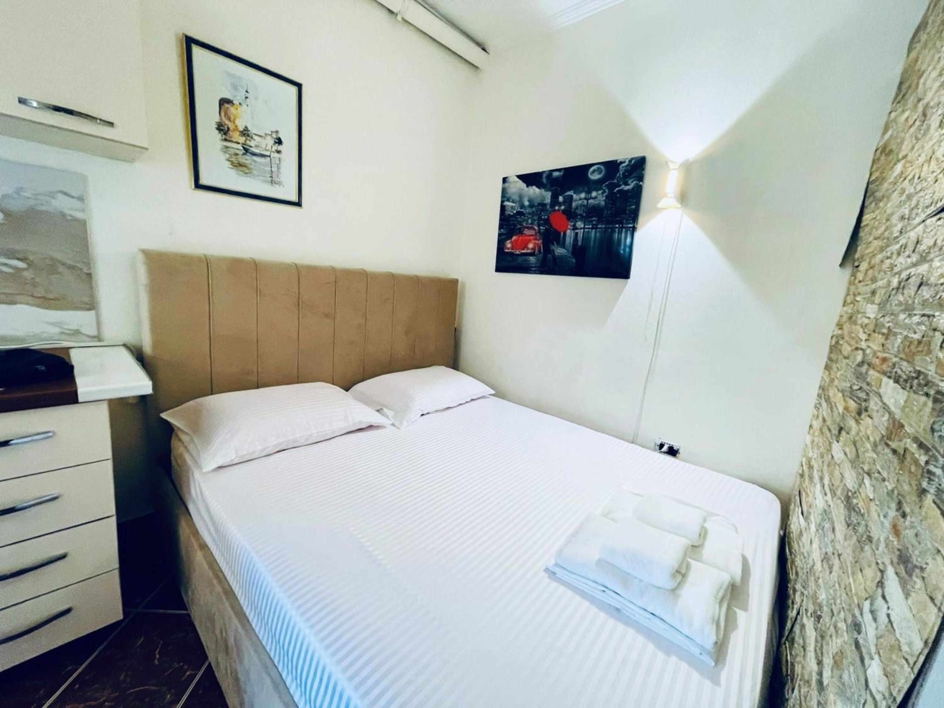 Elite Studio Near US Embassy & the Grand Lake Park