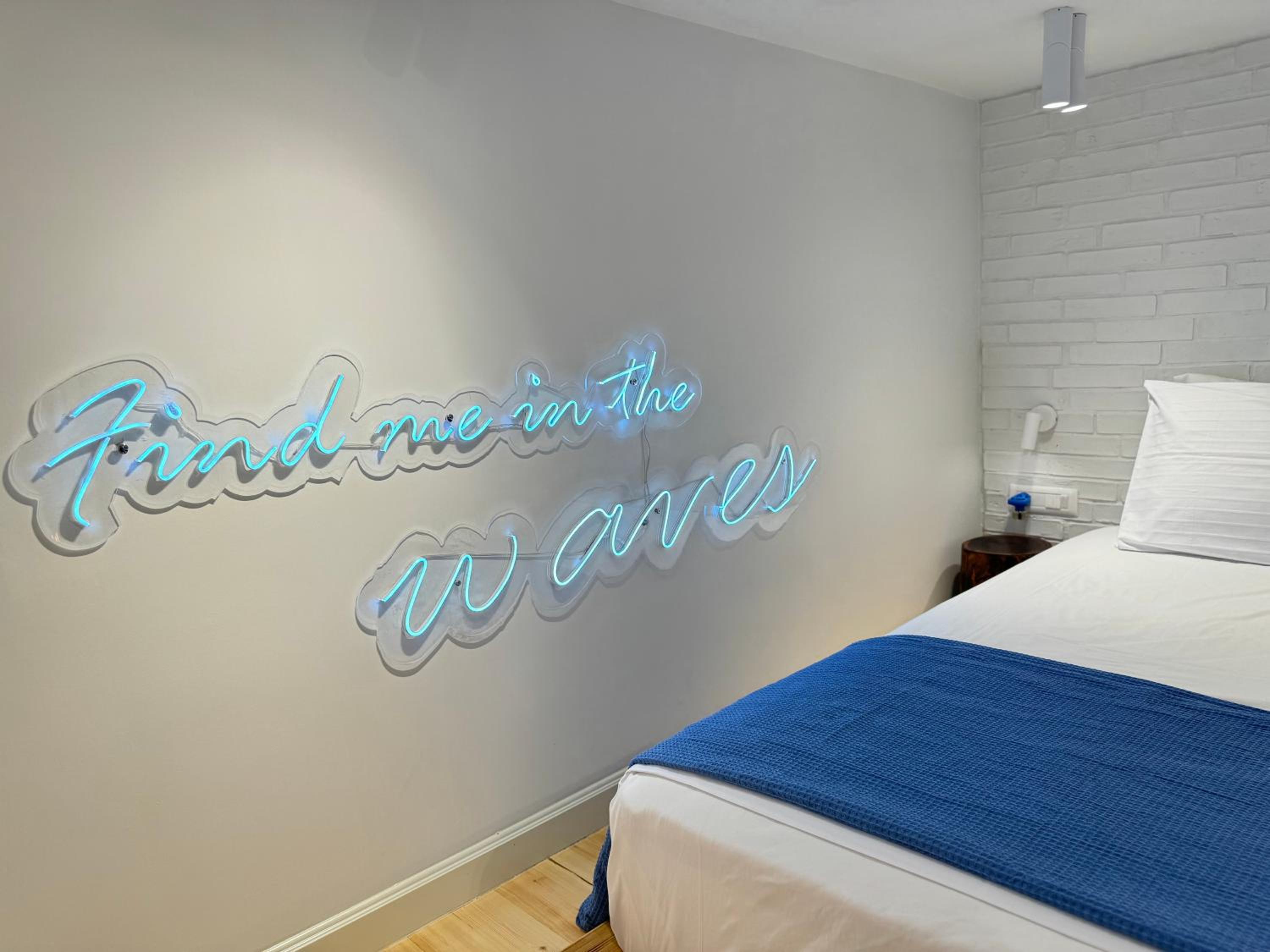 Elpis Guest House