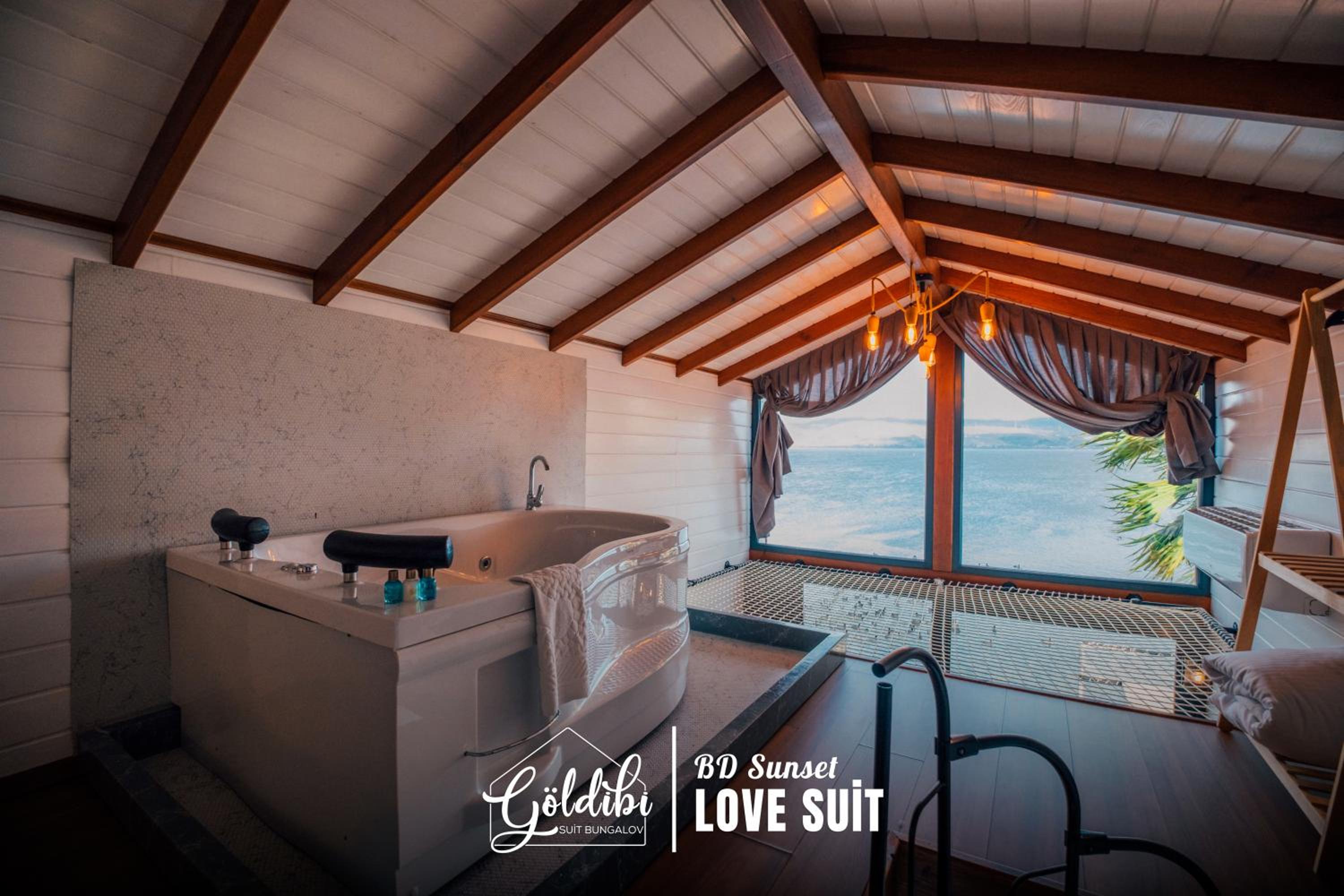 Sapanca Göldibi Suit Bungalov